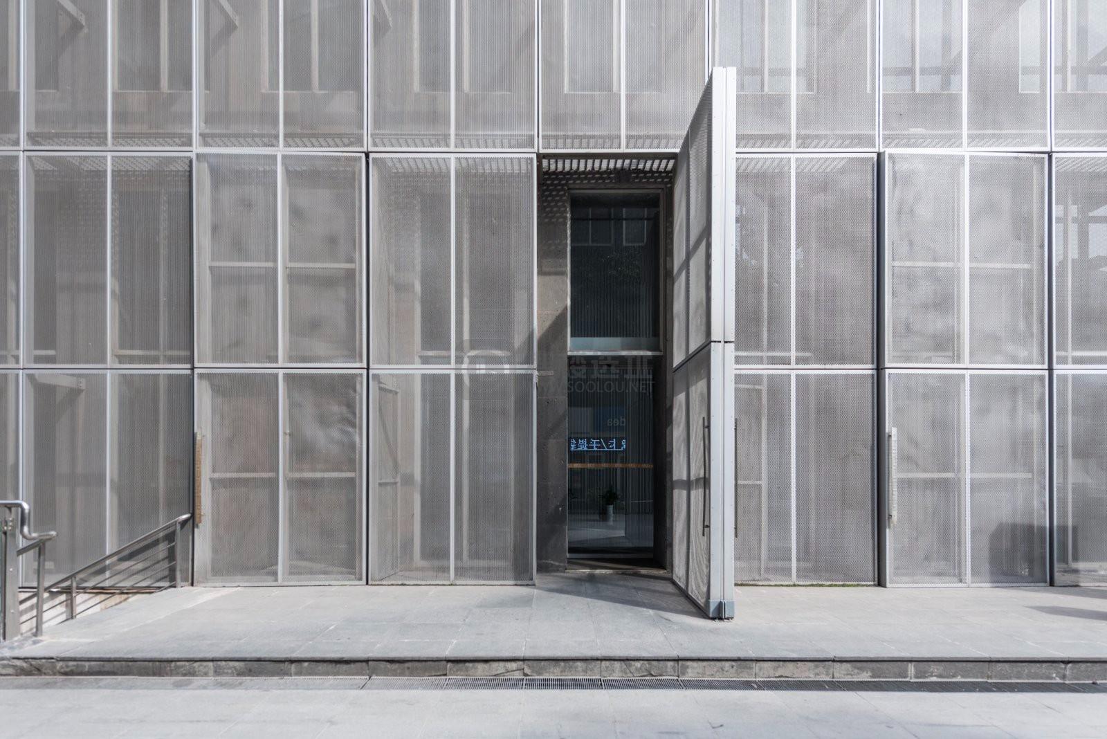 长发中心（CFC）