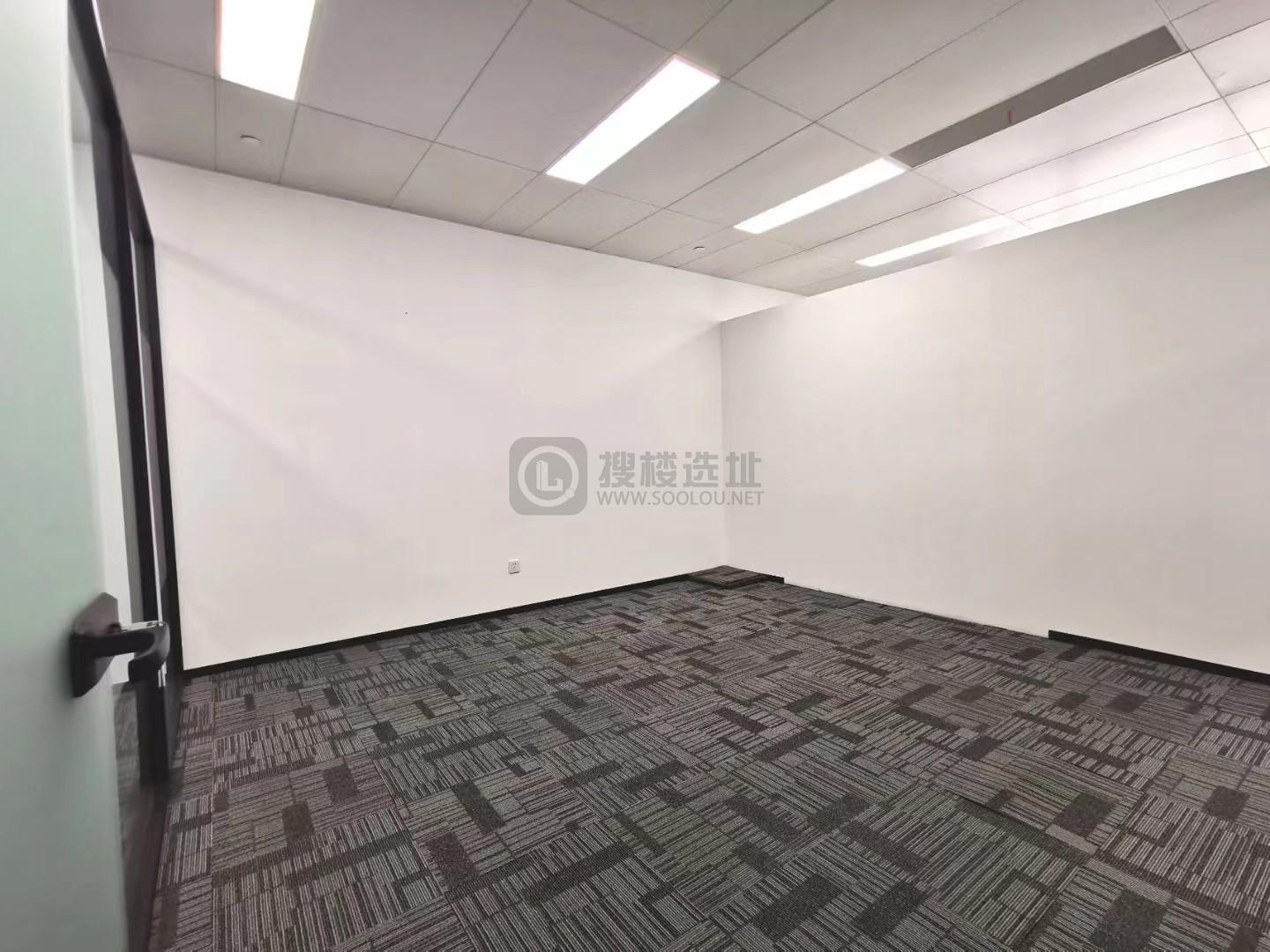 世茂城品面积140平