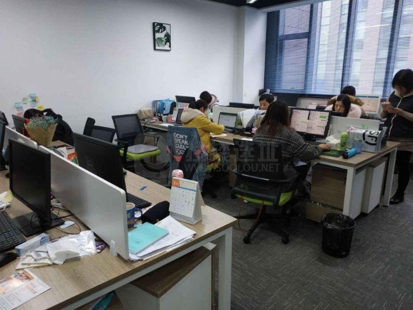 雨花客厅面积127平