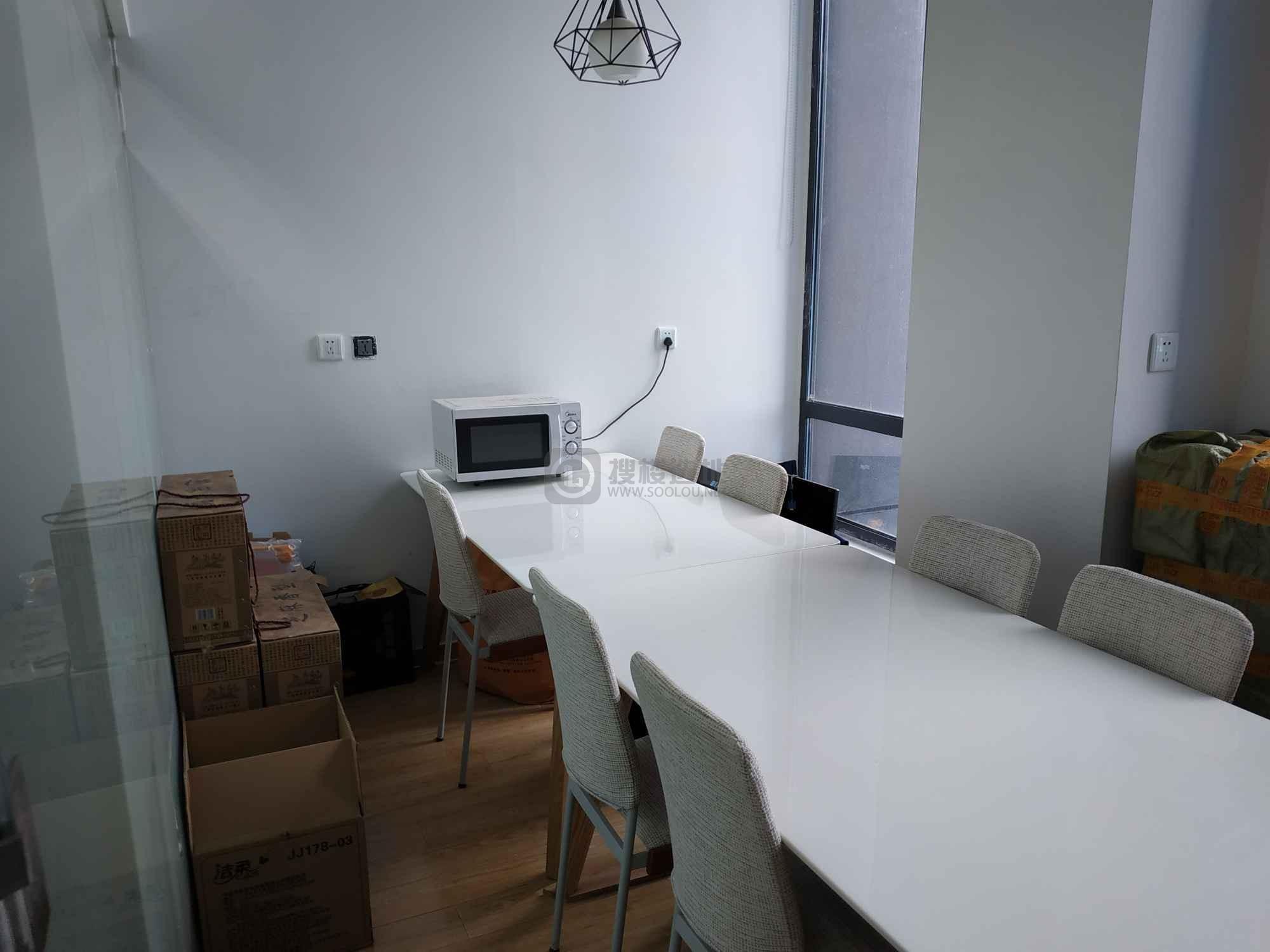 新华汇面积120平