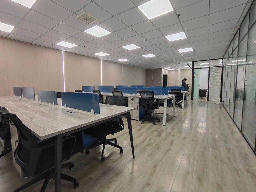 雨花客厅面积300平