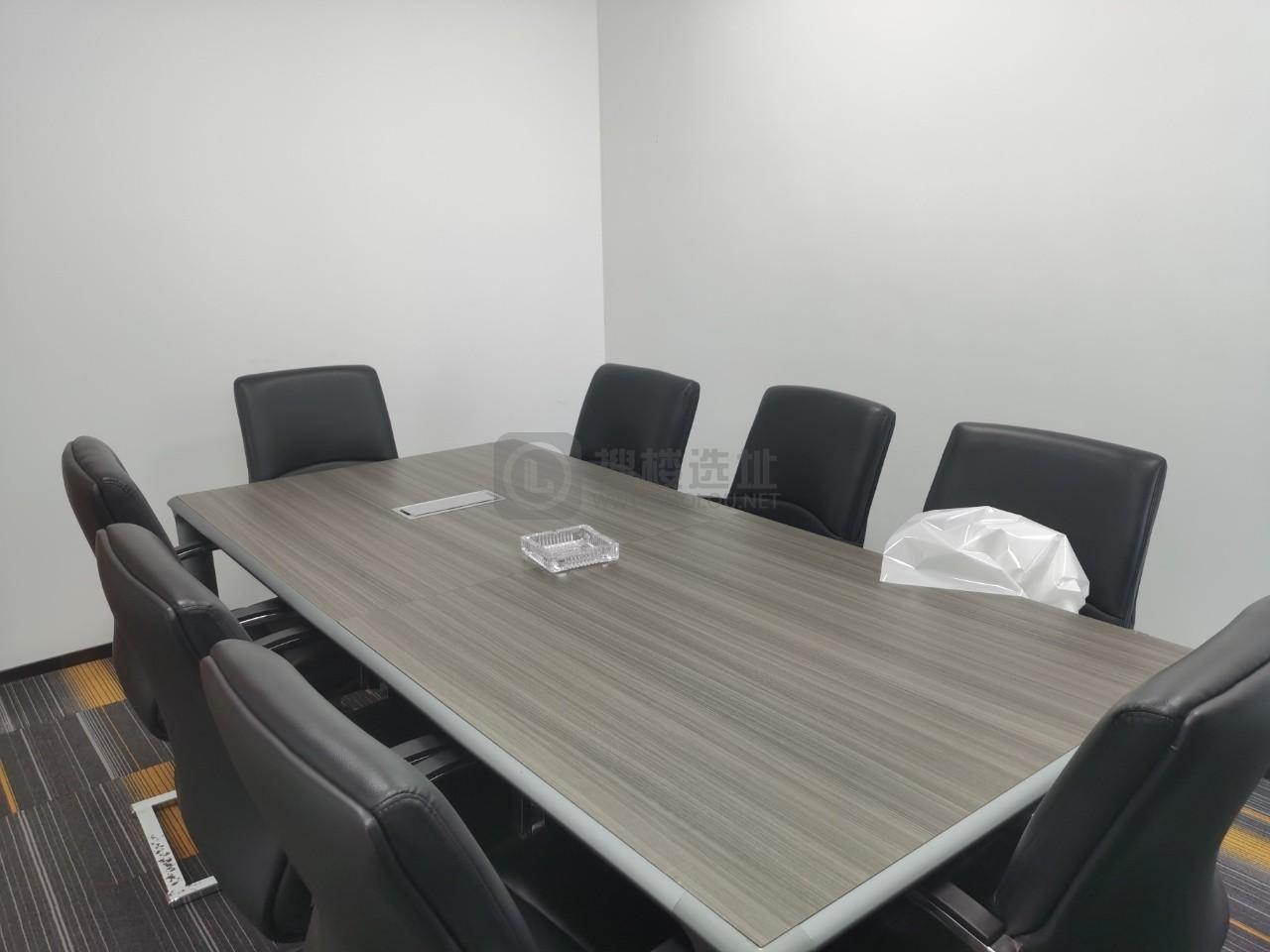 绿地之窗面积237平