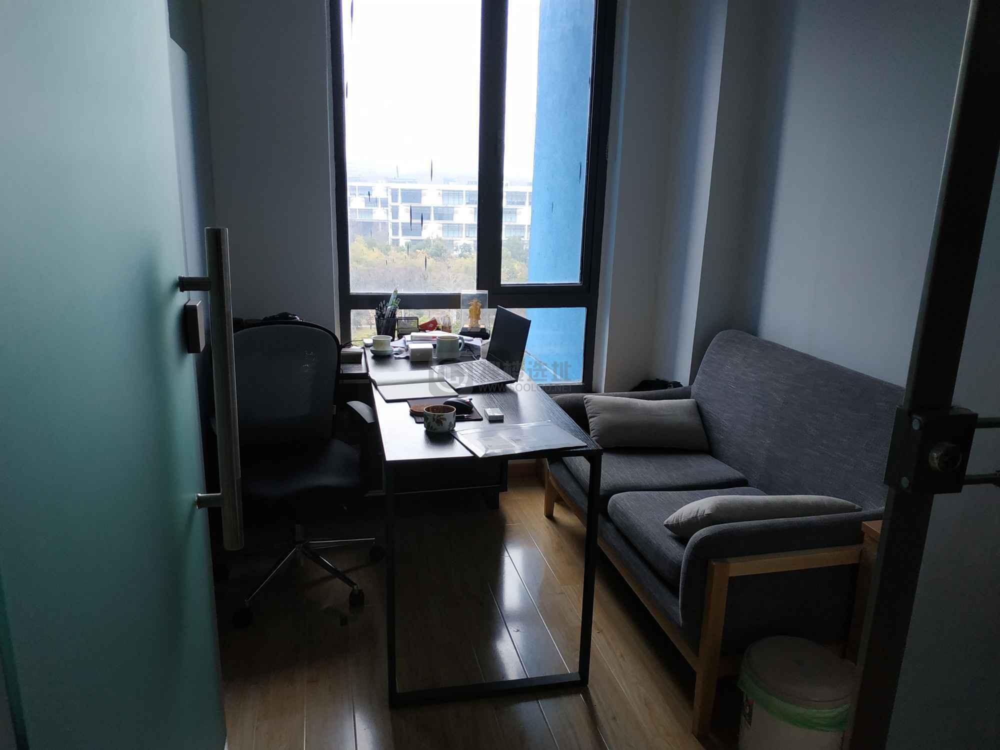 新华汇面积120平