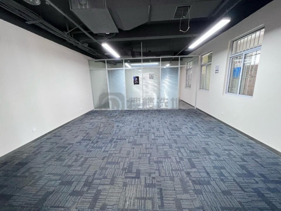 方圣产业园面积115平