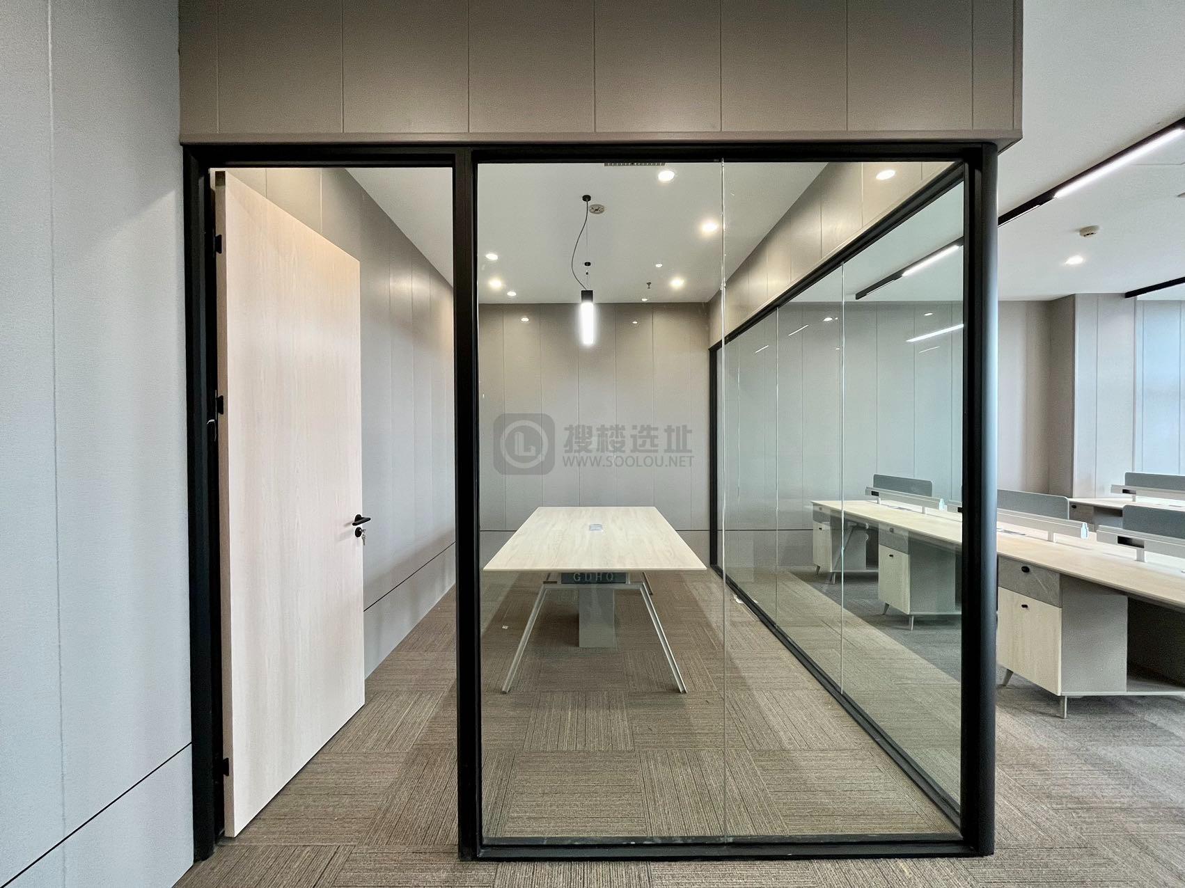 天溯科技园面积135平