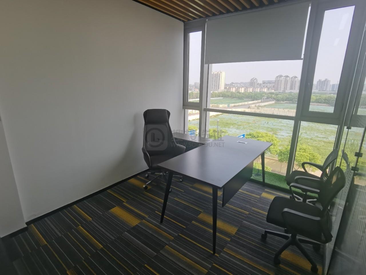 绿地之窗面积187平