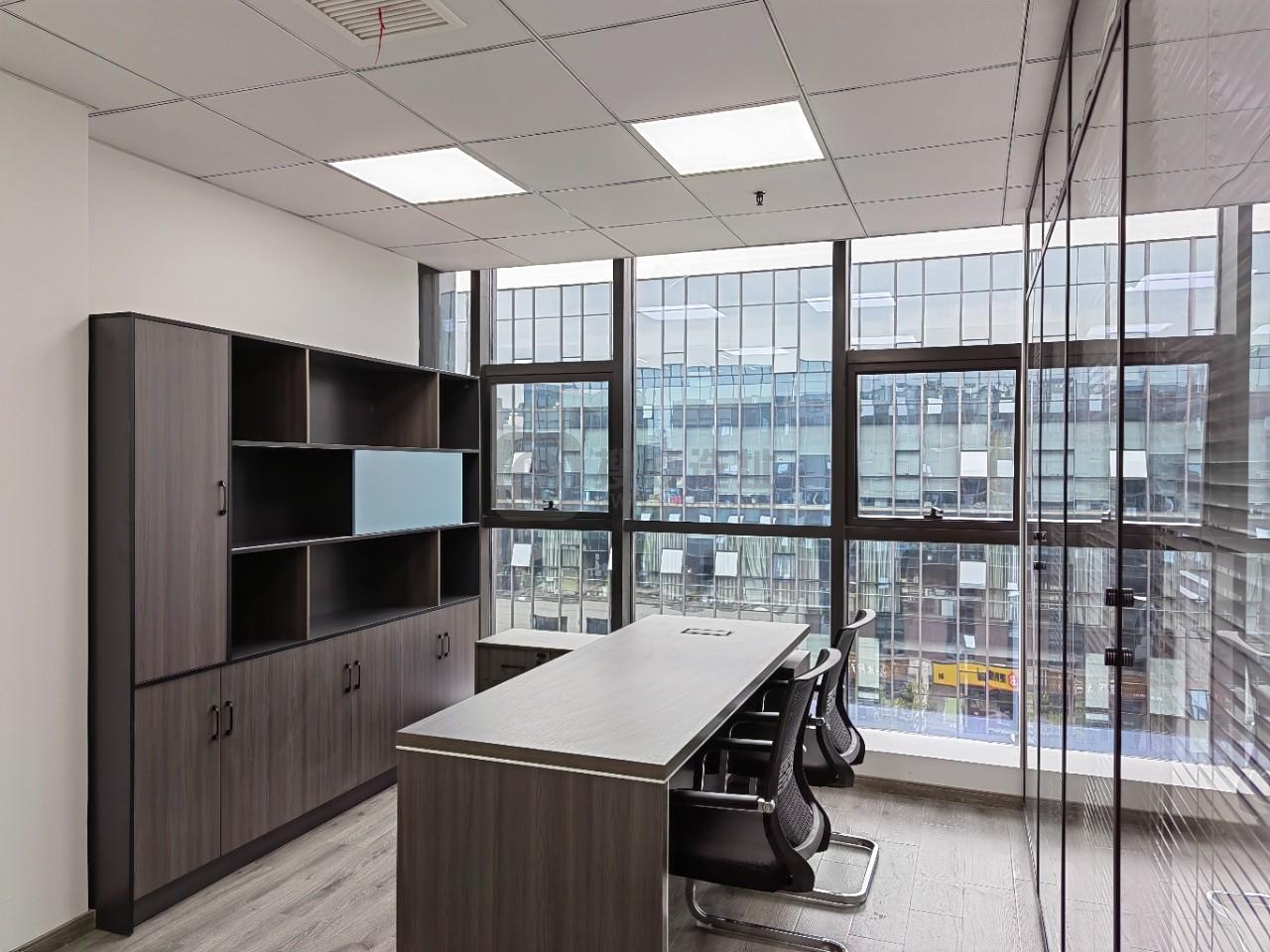 丰盛商汇面积174平