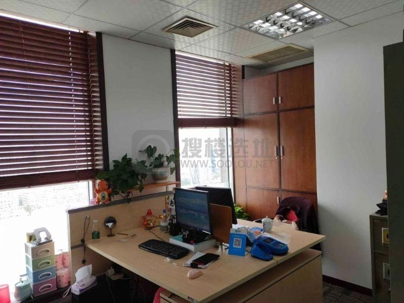  德基大厦面积425平