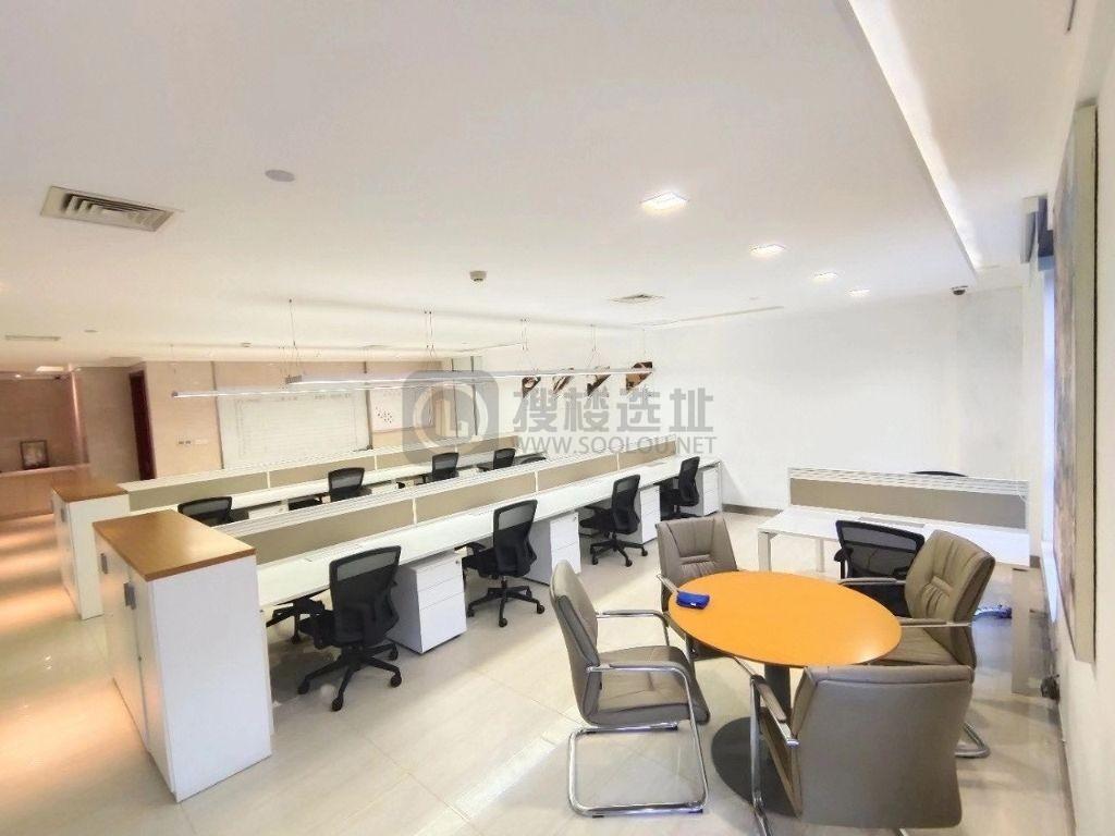 东鼎大厦面积377平