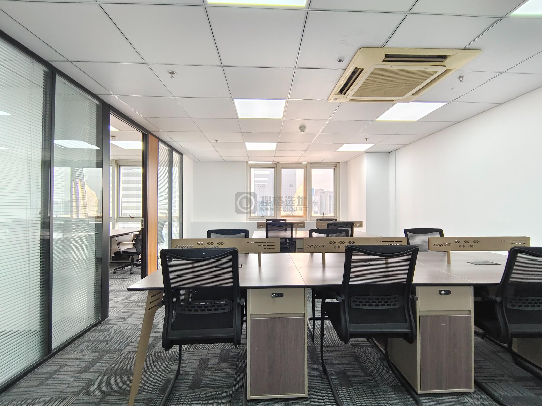 华威大厦面积90平