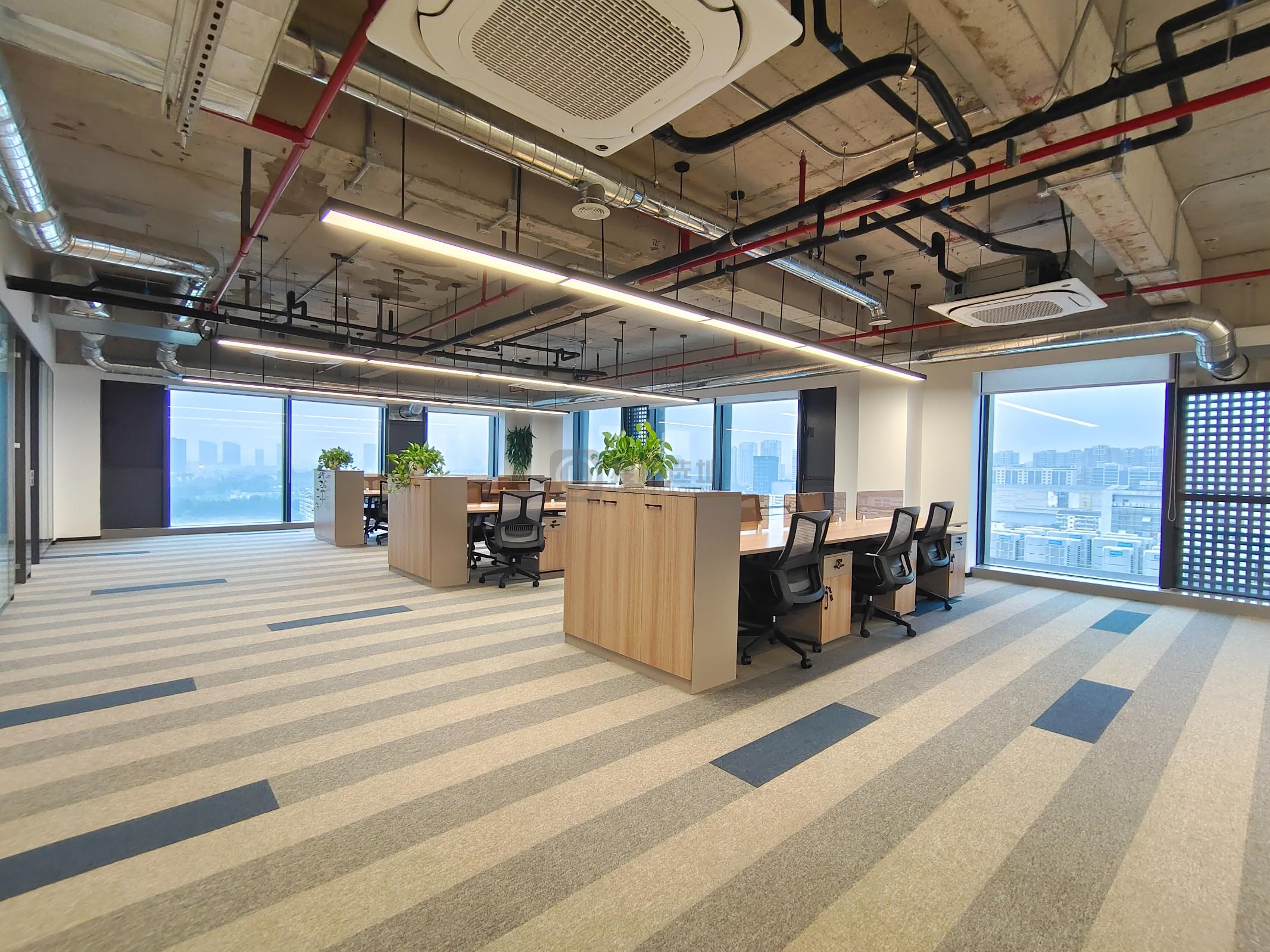 嘉瑞中心面积277平