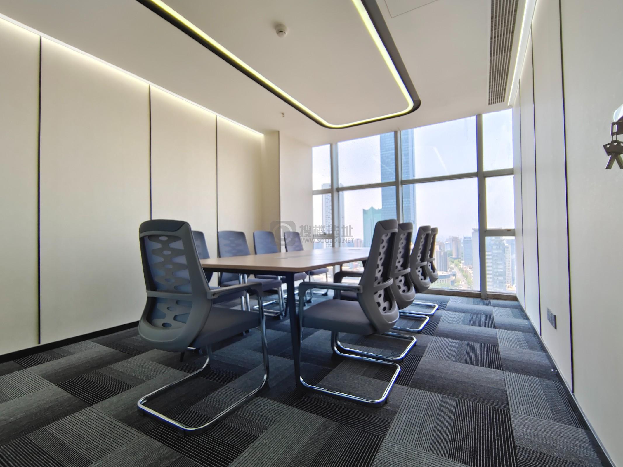  德基大厦面积350平