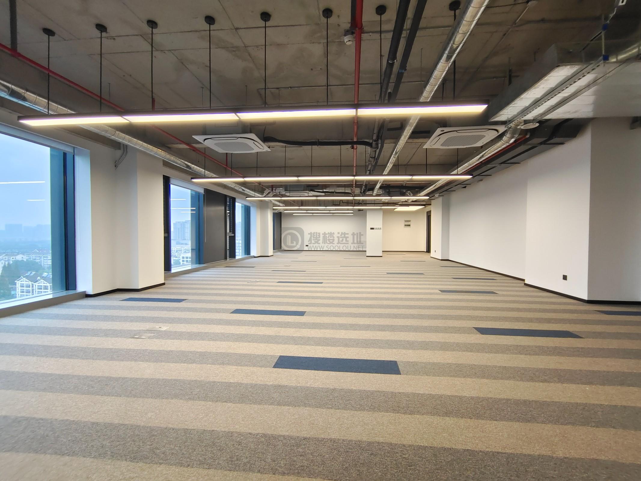 嘉瑞中心面积280平