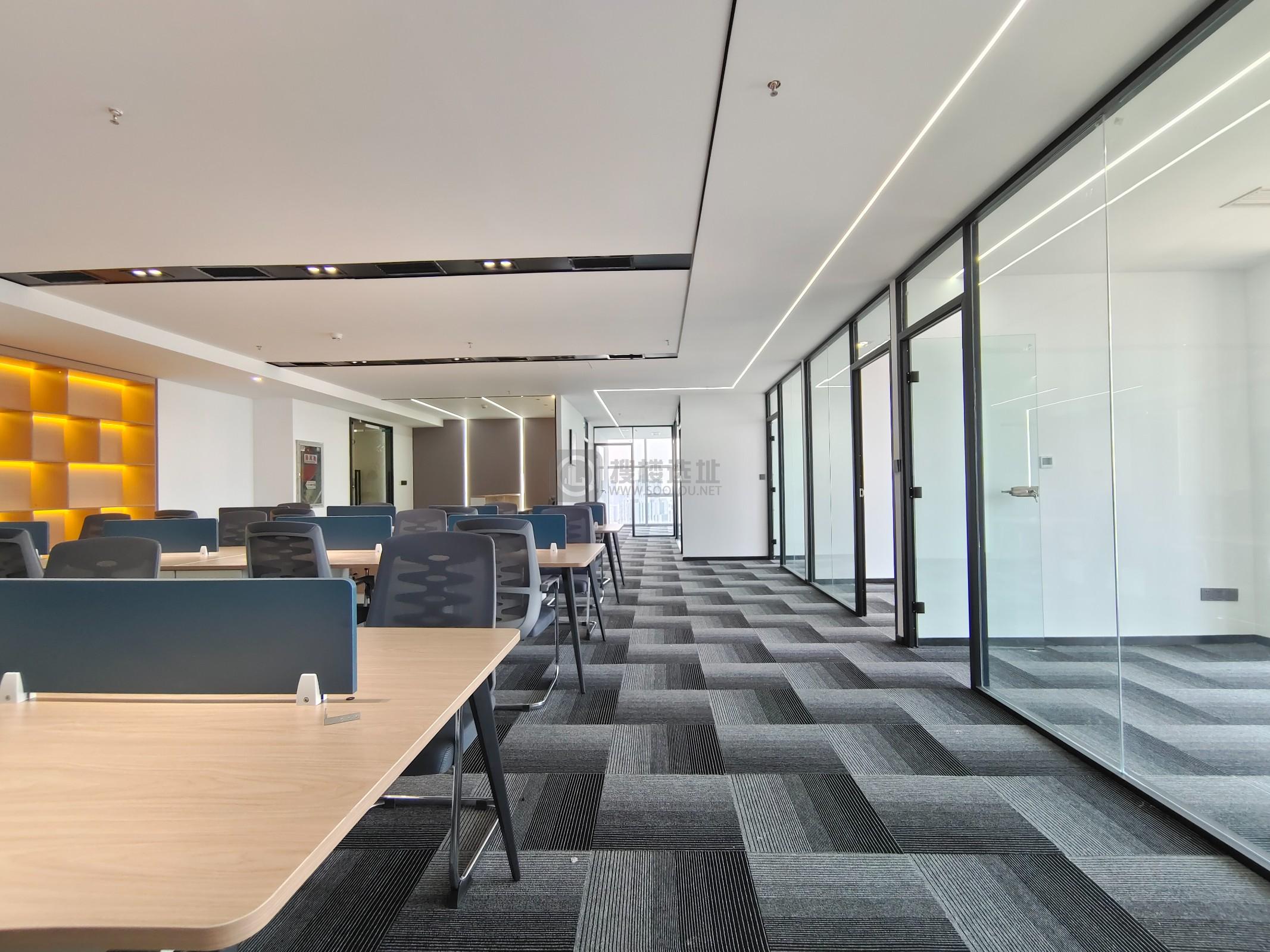  德基大厦面积350平