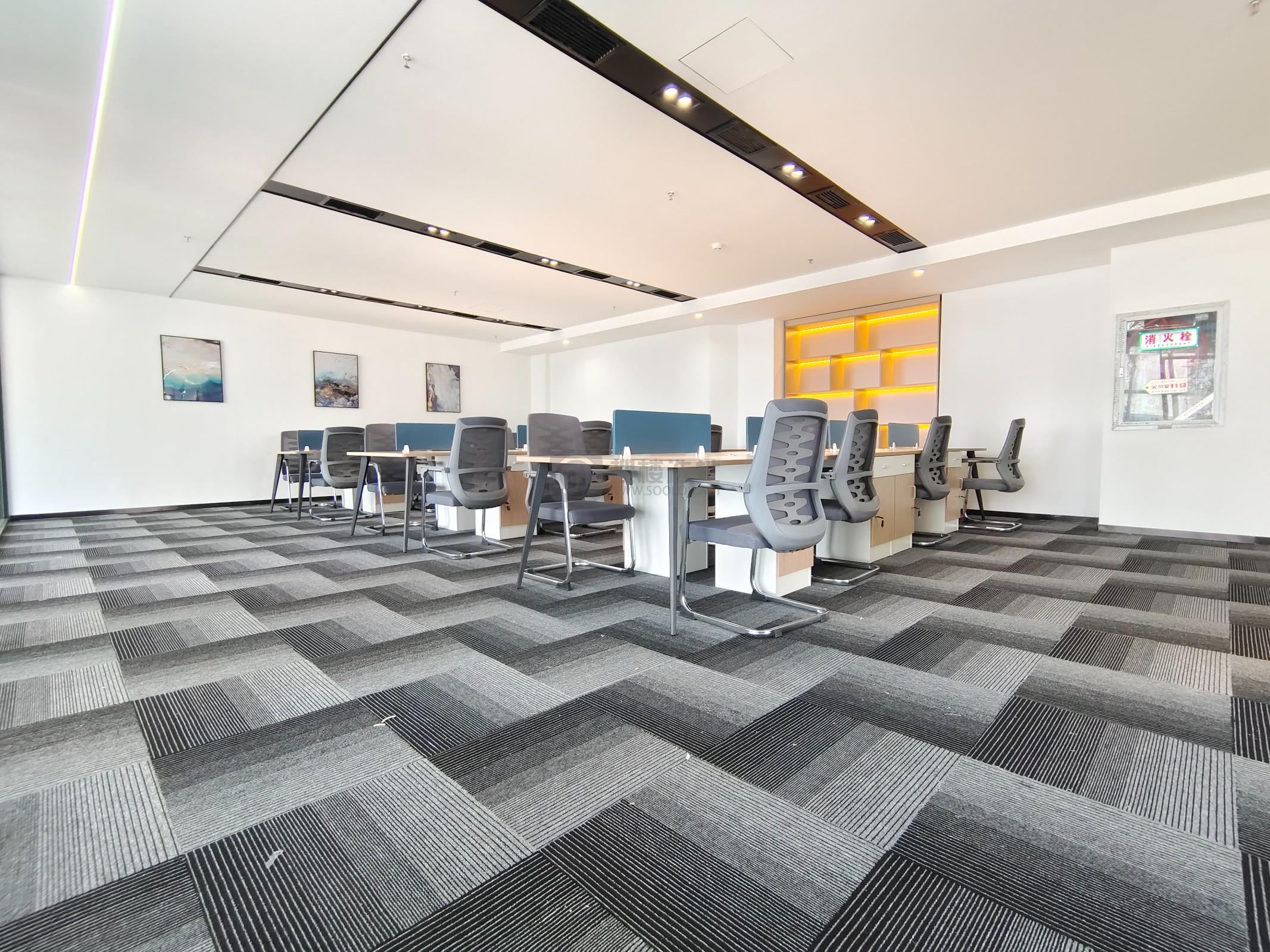  德基大厦面积350平