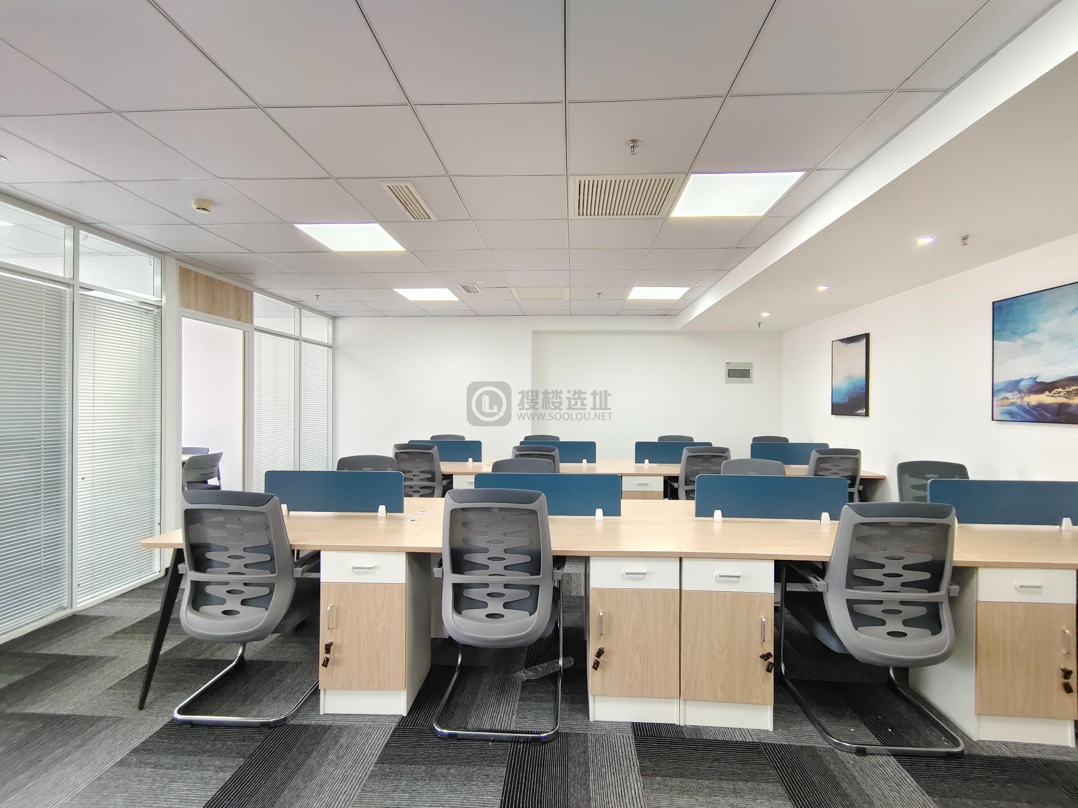  德基大厦面积175平