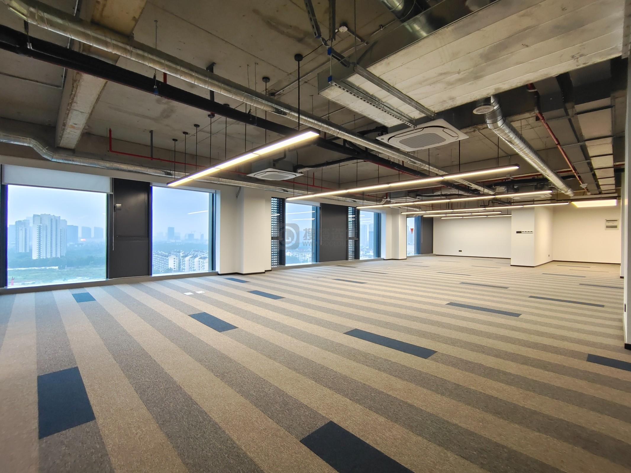 嘉瑞中心面积280平