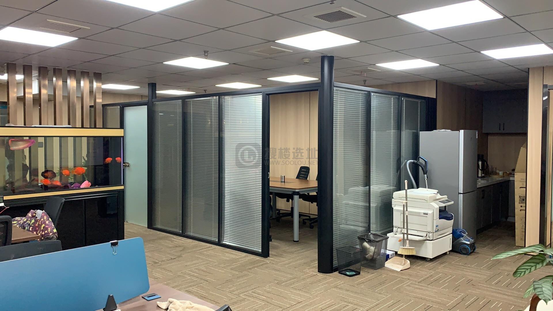 汇杰广场面积211平