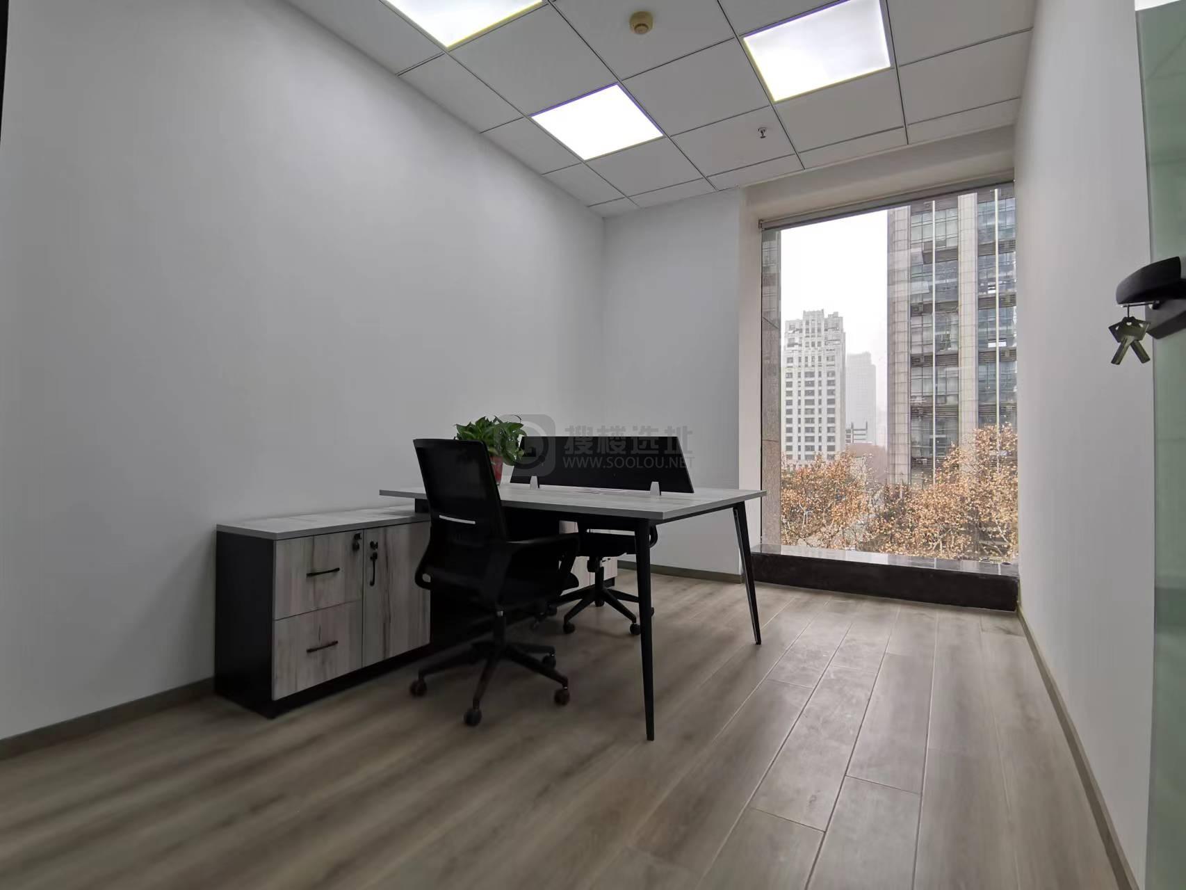  德基大厦面积560平