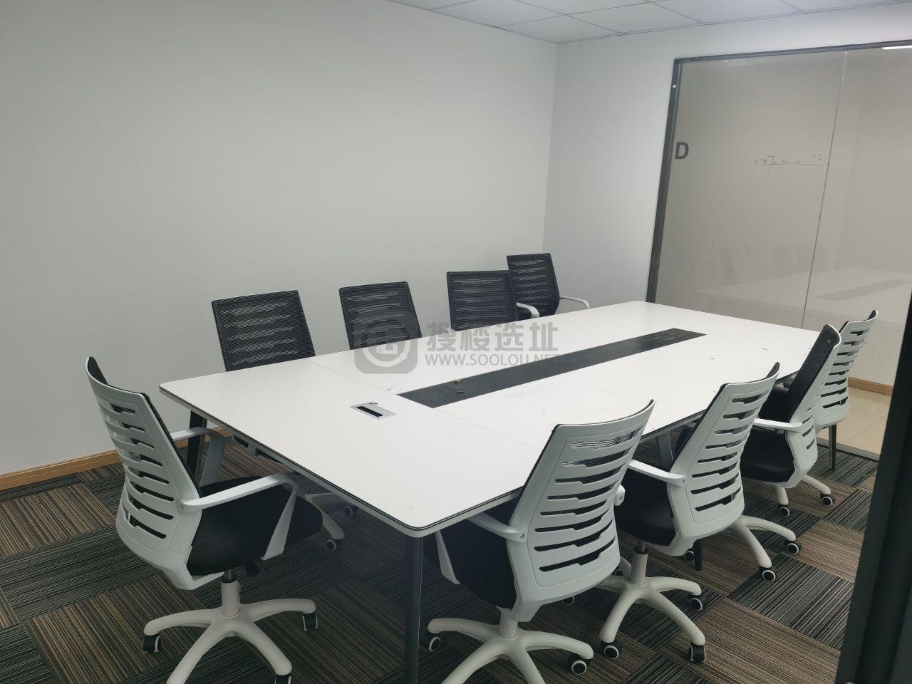  德基大厦面积220平