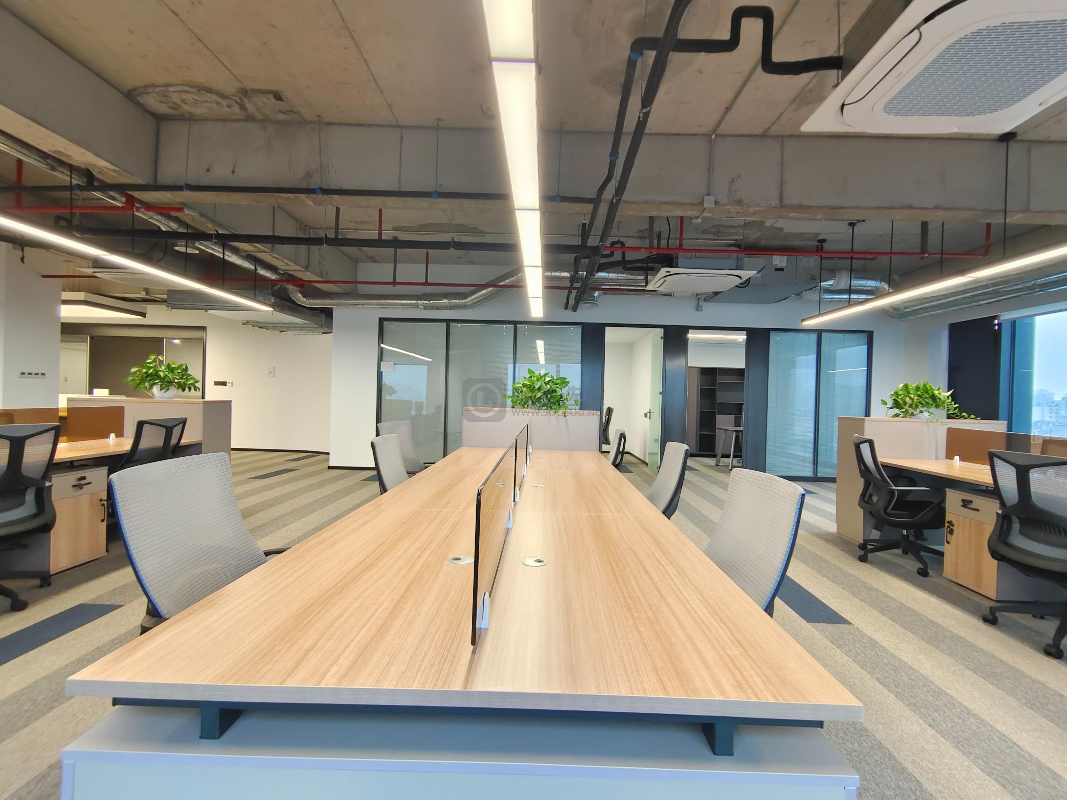 嘉瑞中心面积277平