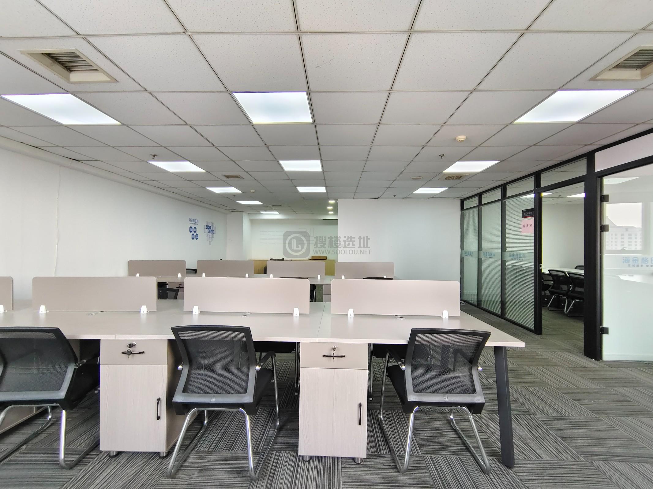 汇杰广场面积186平