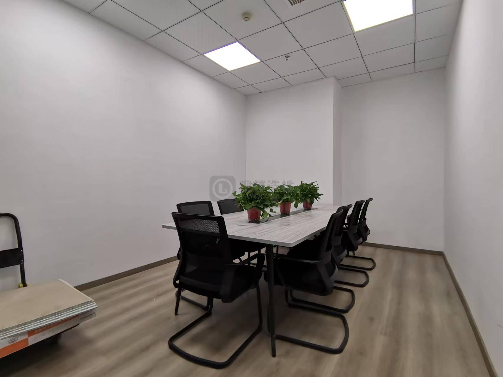  德基大厦面积560平