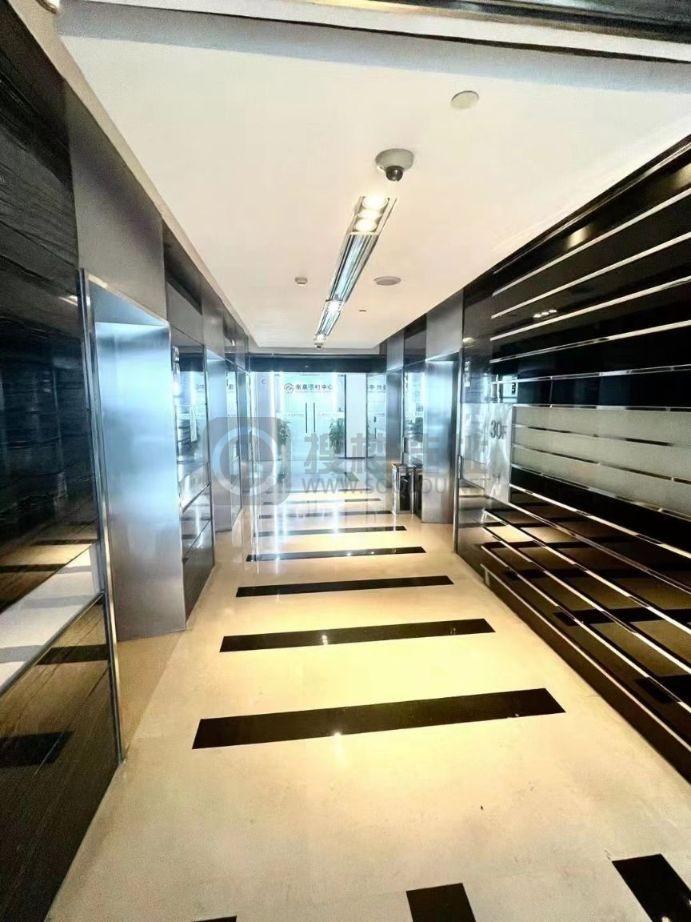  华利国际大厦面积130平