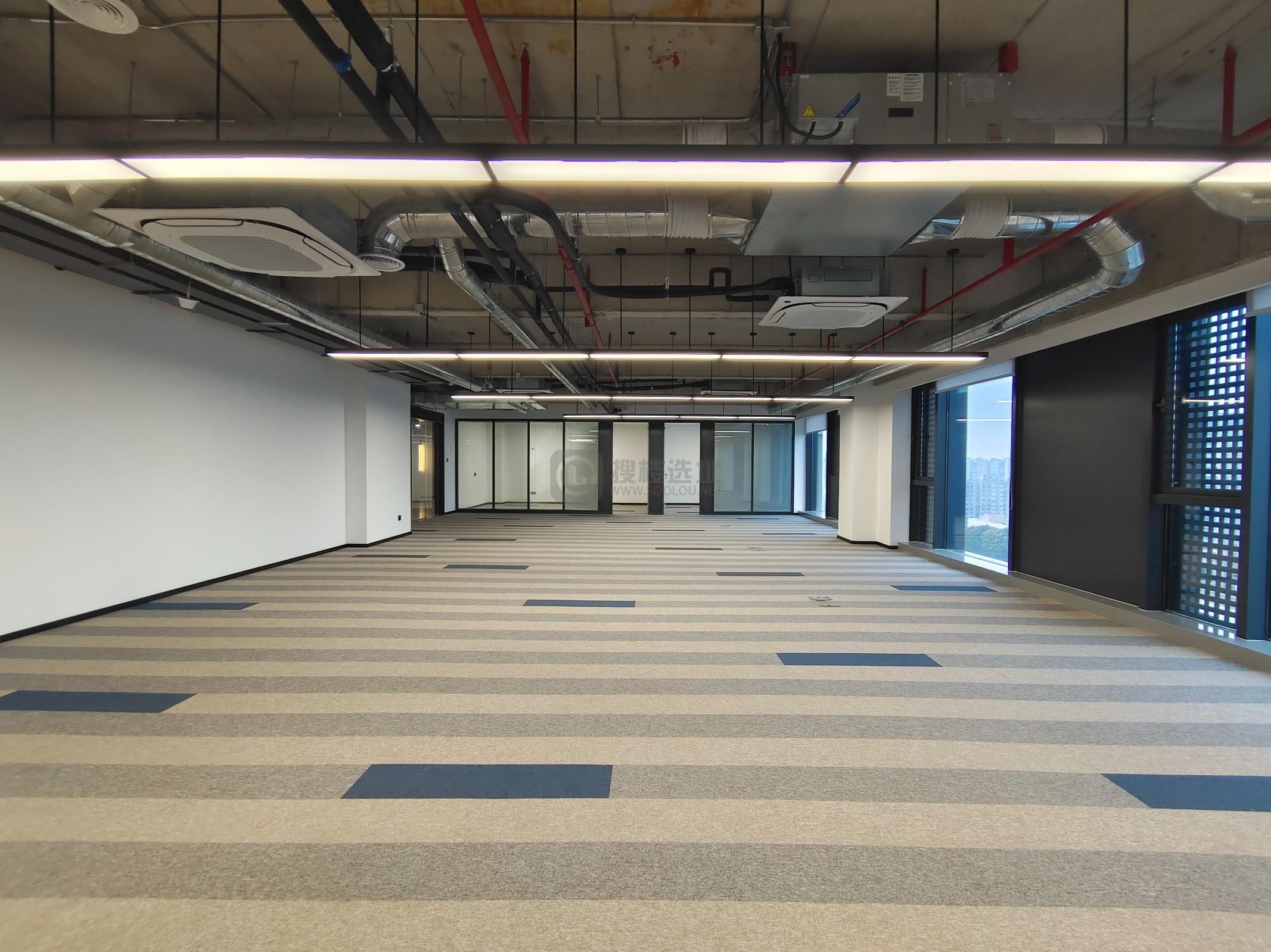 嘉瑞中心面积280平