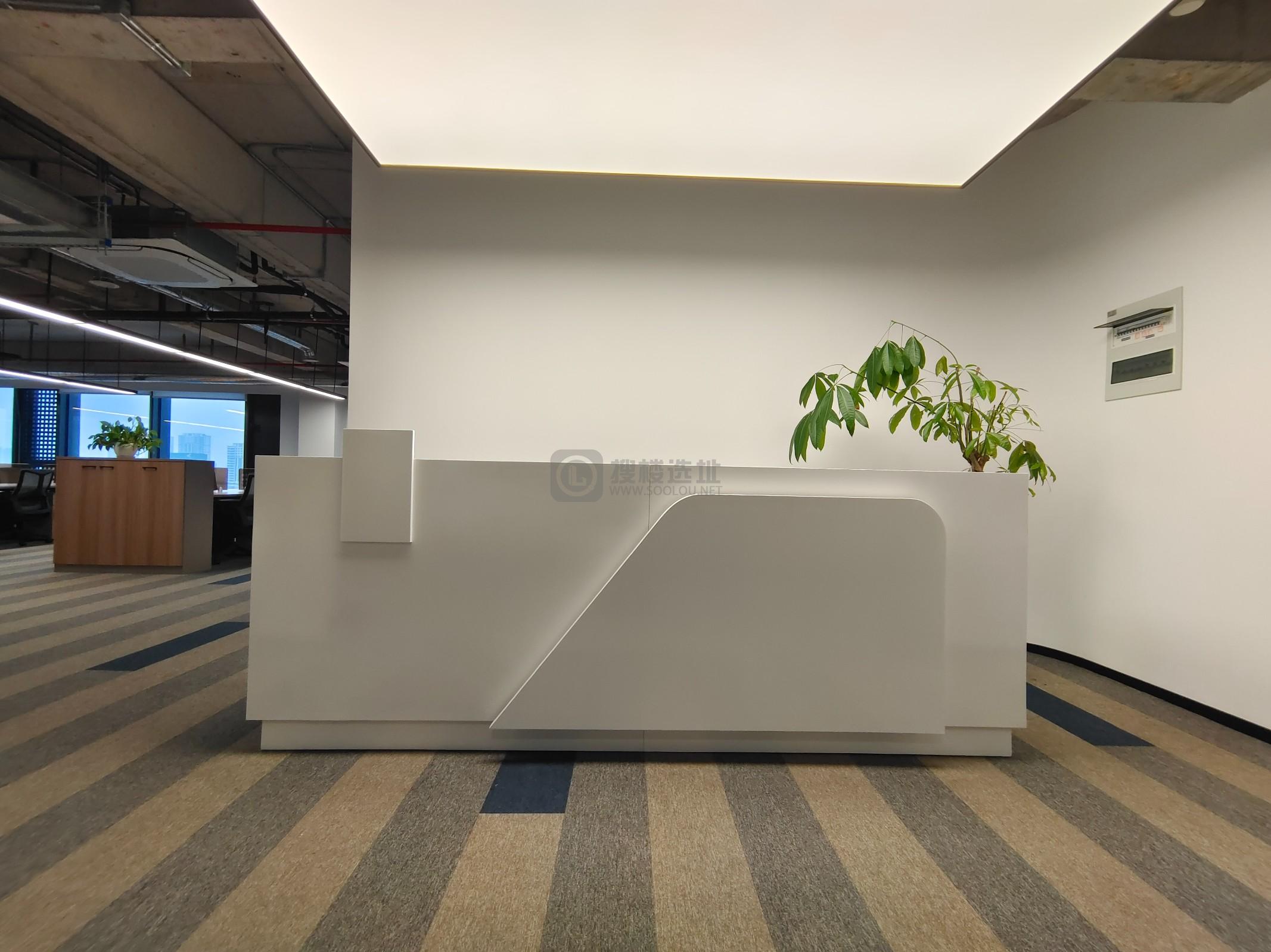 嘉瑞中心面积277平