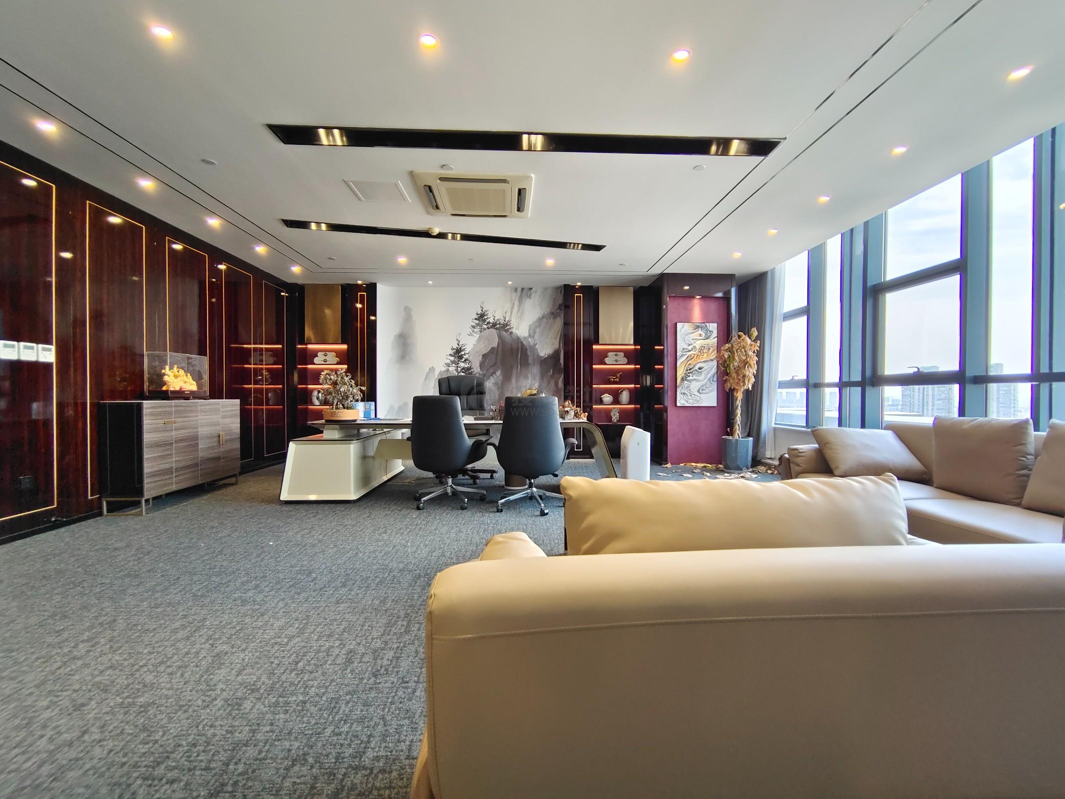 凤凰和睿大厦面积1400平