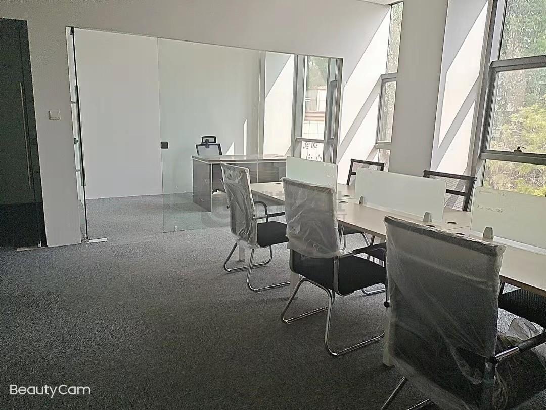 金陵科技学院面积171平