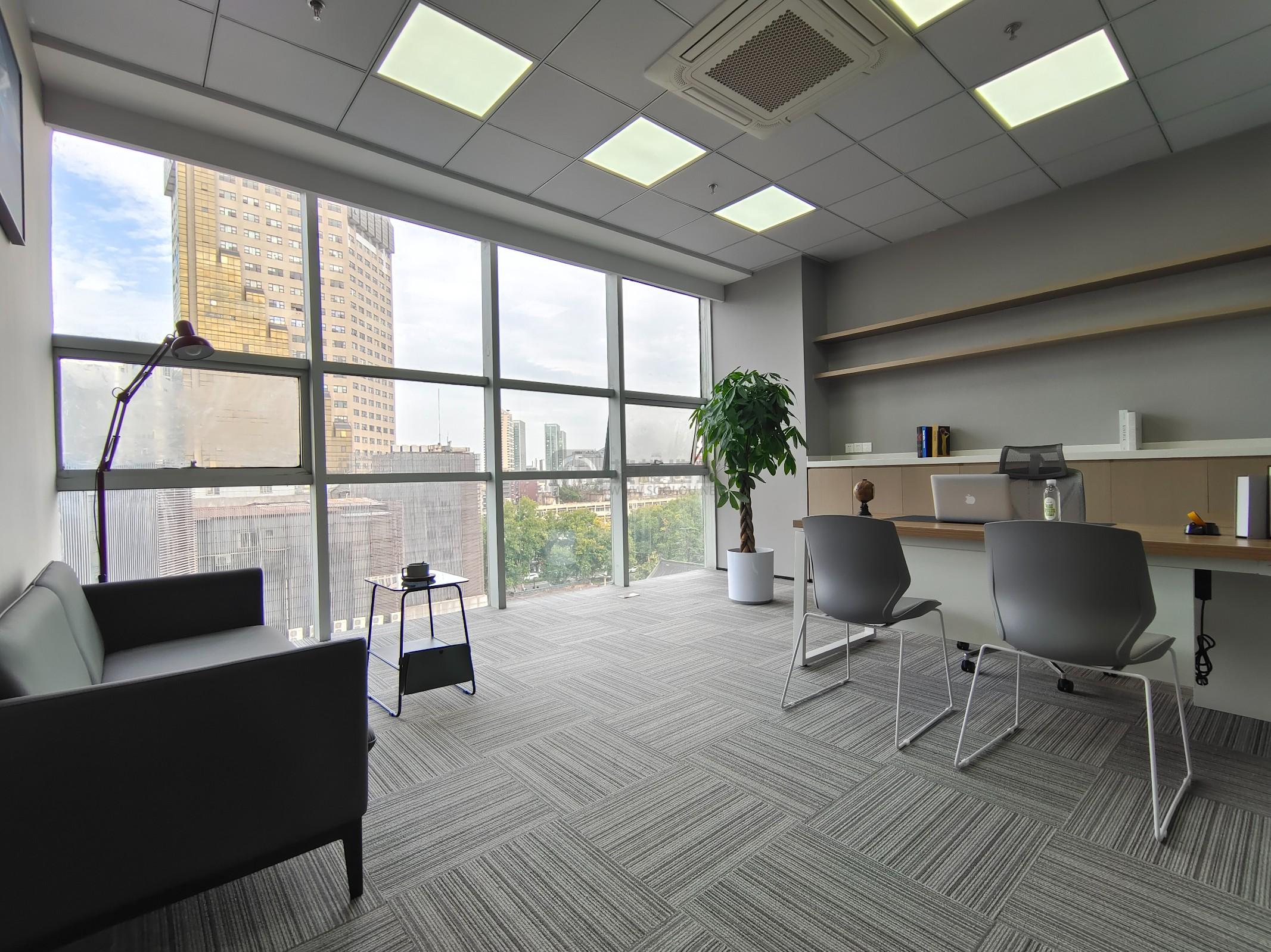 中环国际广场面积240平