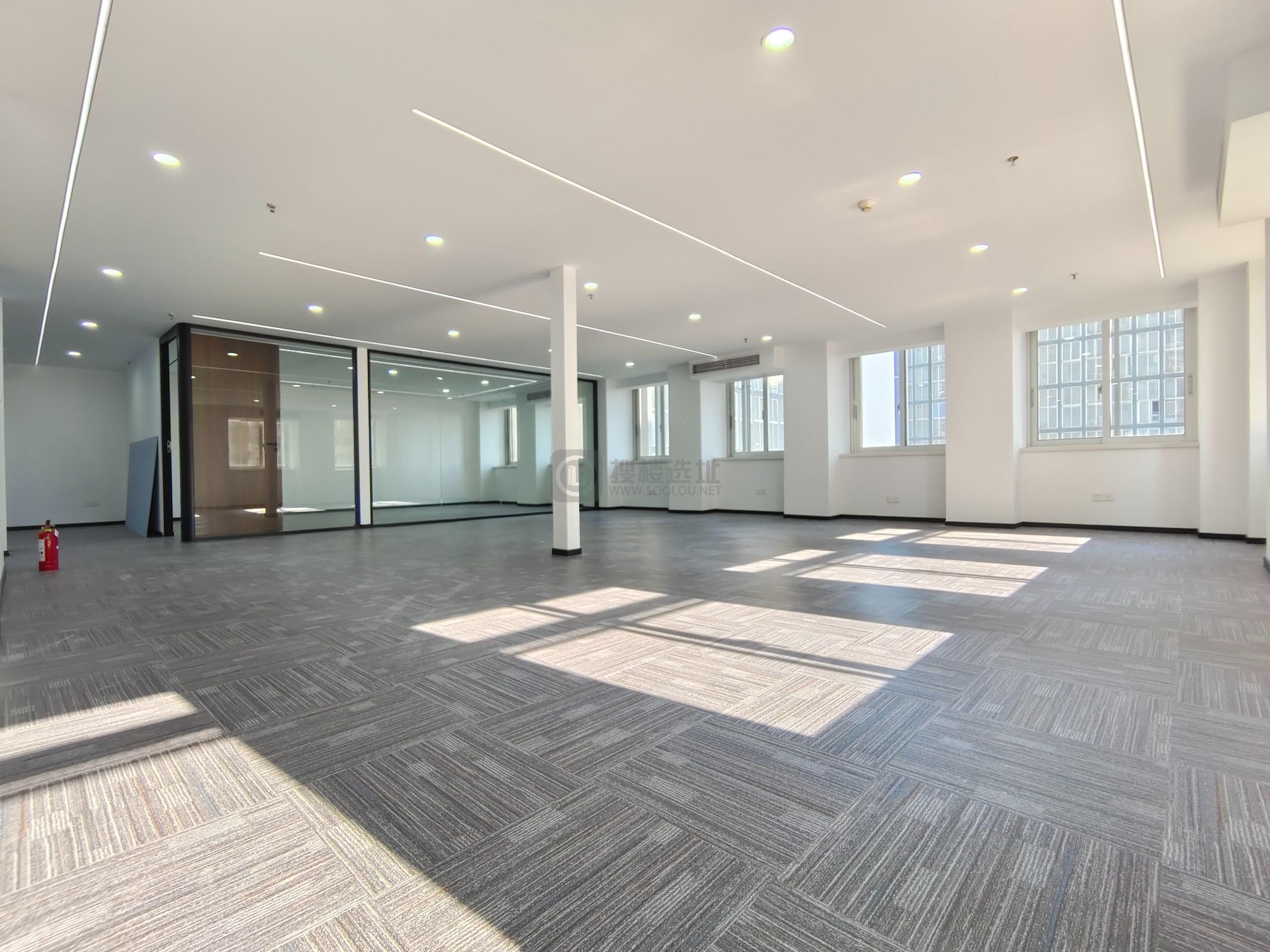 长发中心（CFC）面积408平