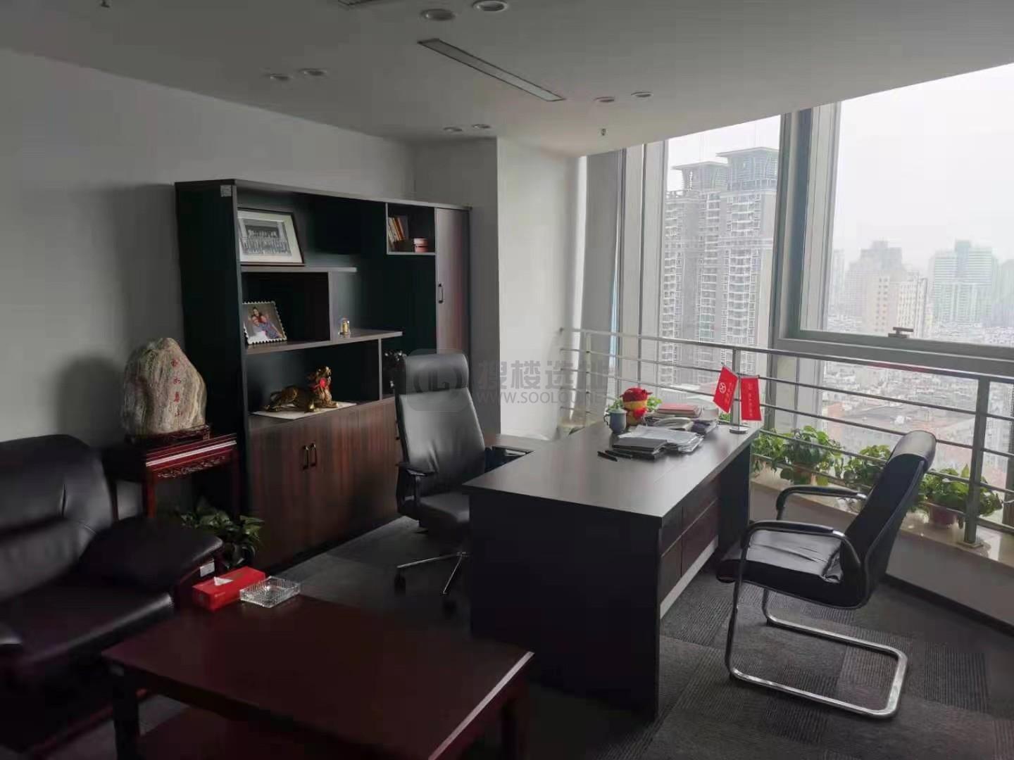 友谊广场面积136平