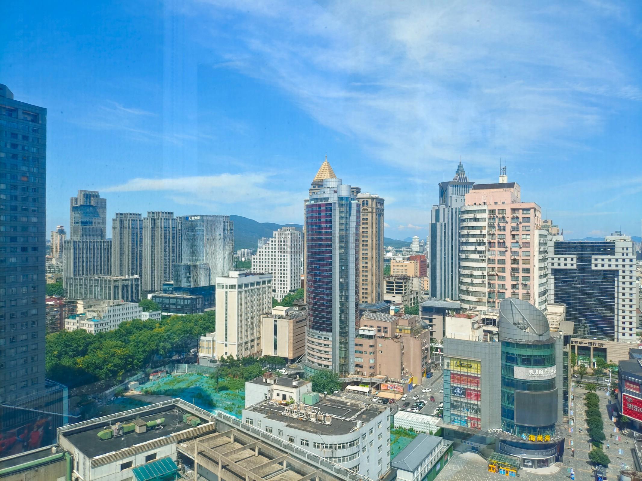 商茂世纪广场面积318平