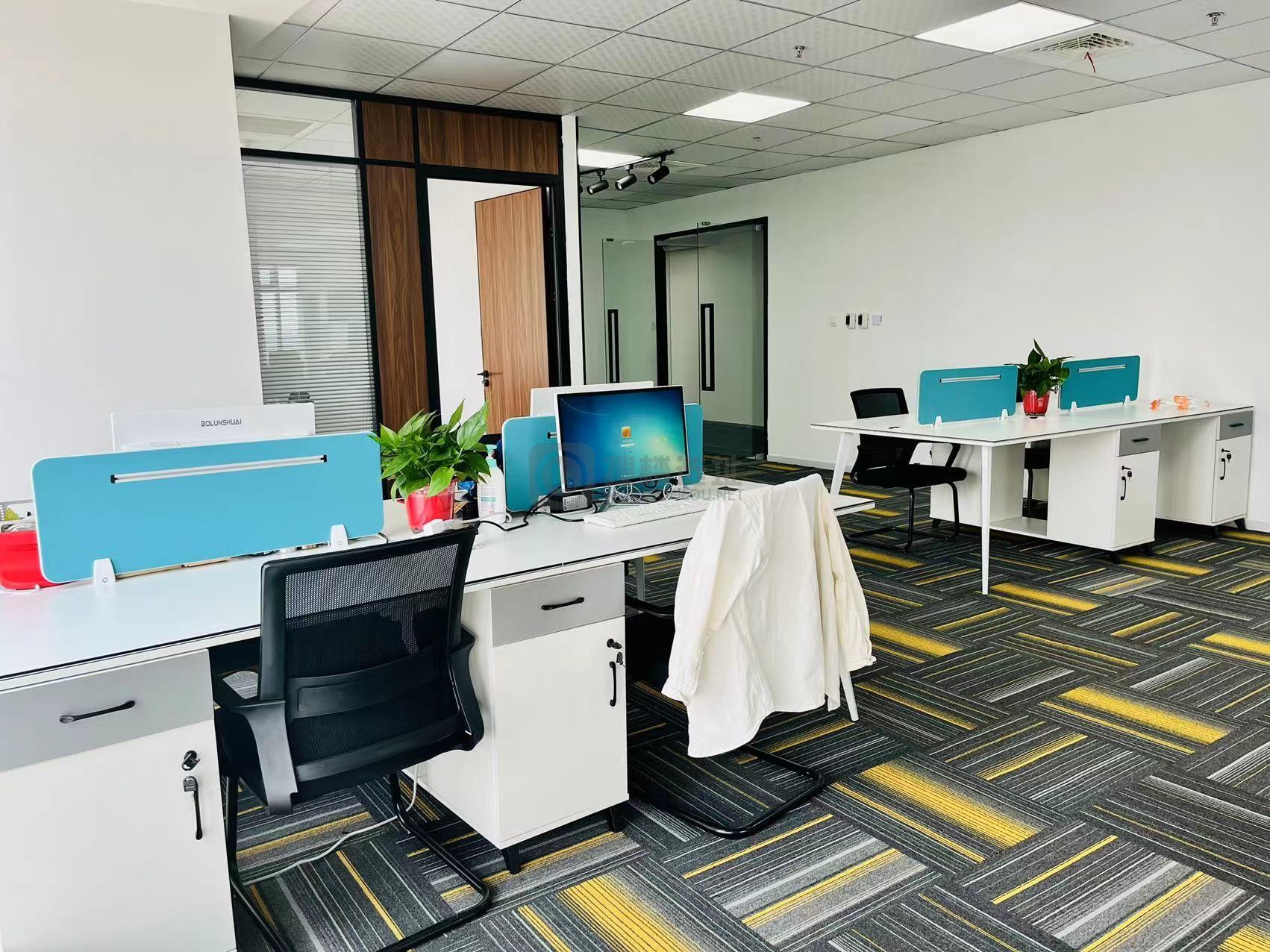 金茂广场面积162平