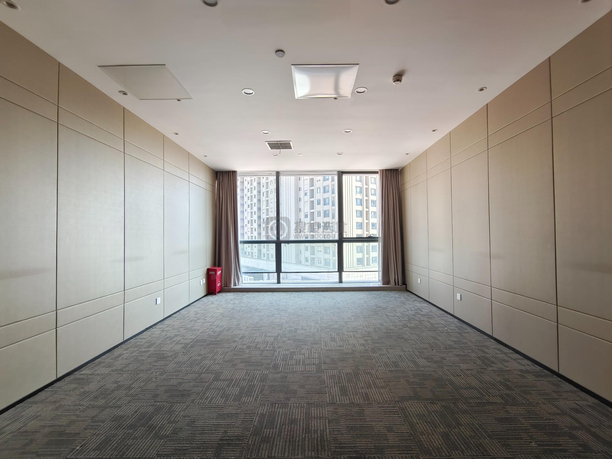 中海广场面积2000平