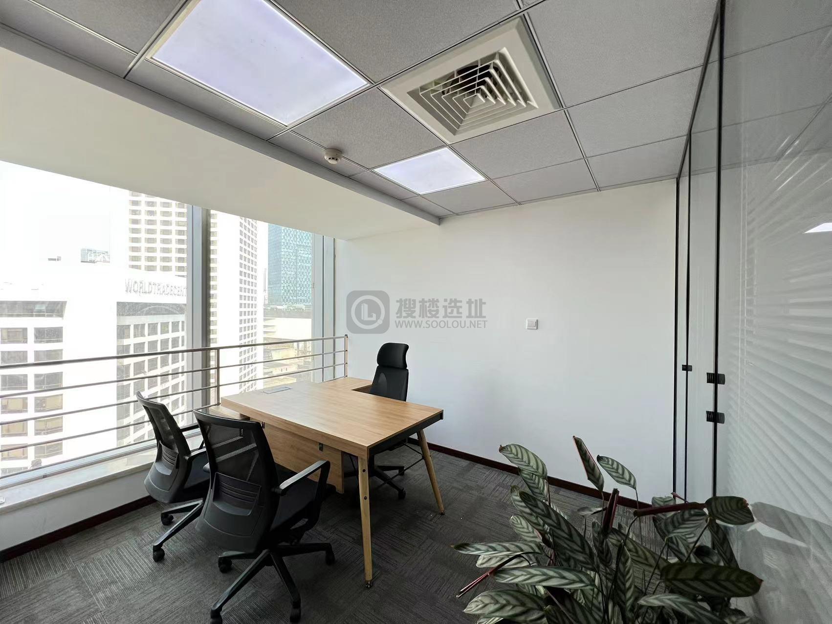 友谊广场面积195平