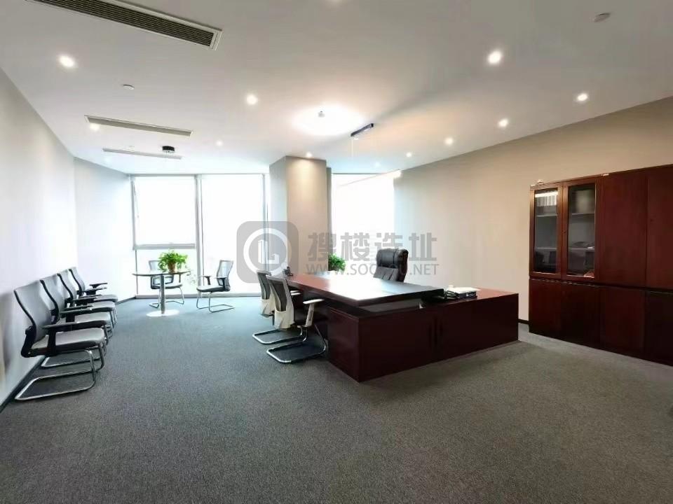 世茂城品面积1700平