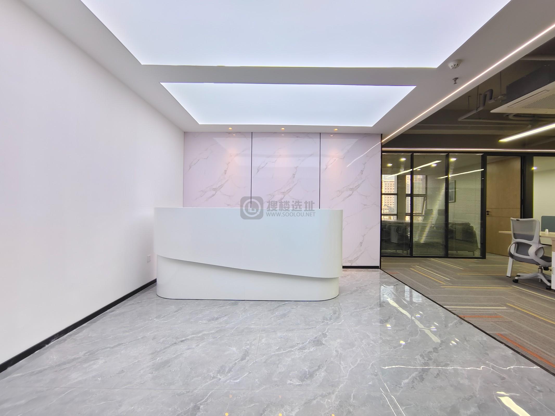 君临国际面积178平