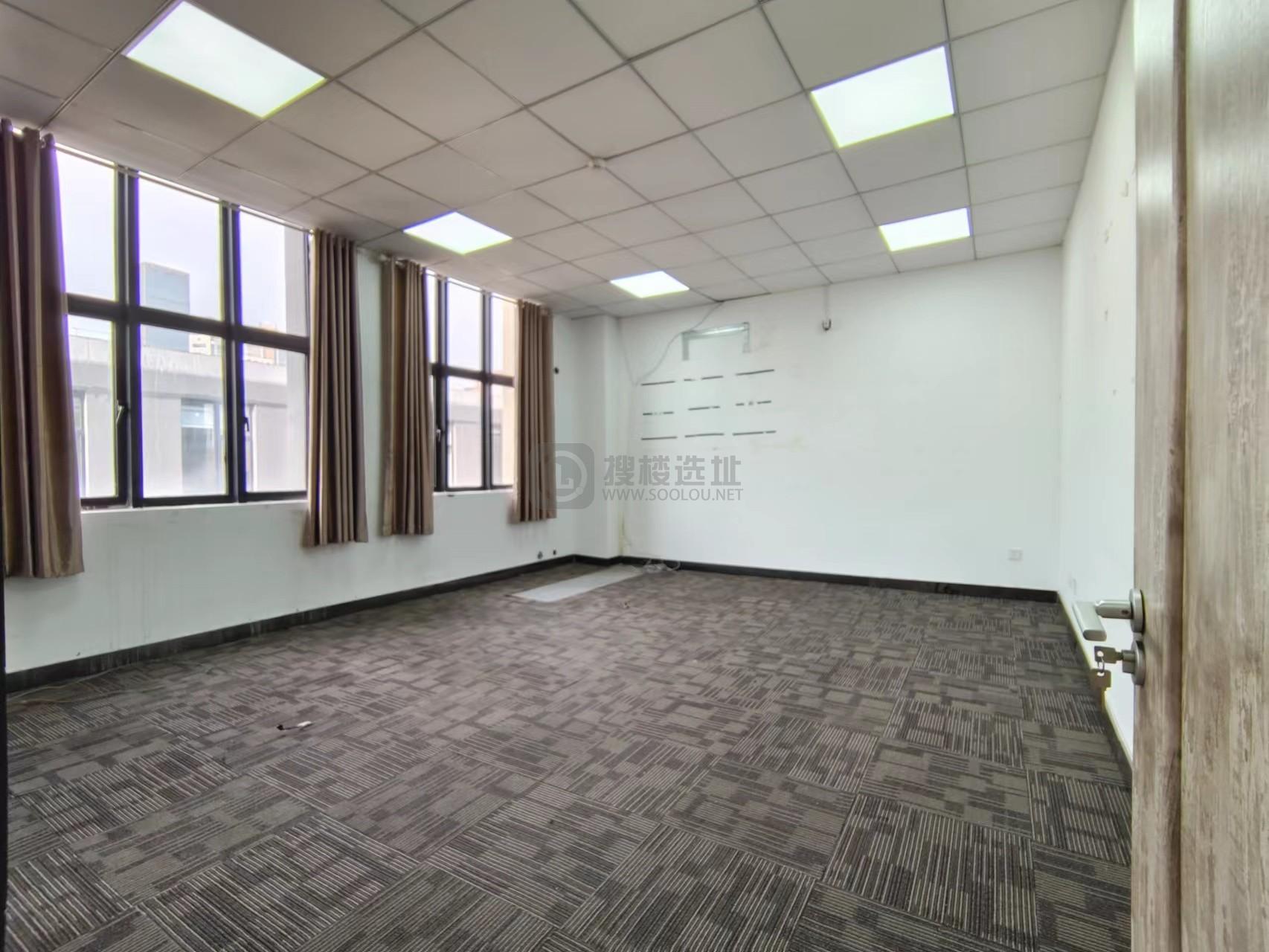 越界梦幻城面积500平