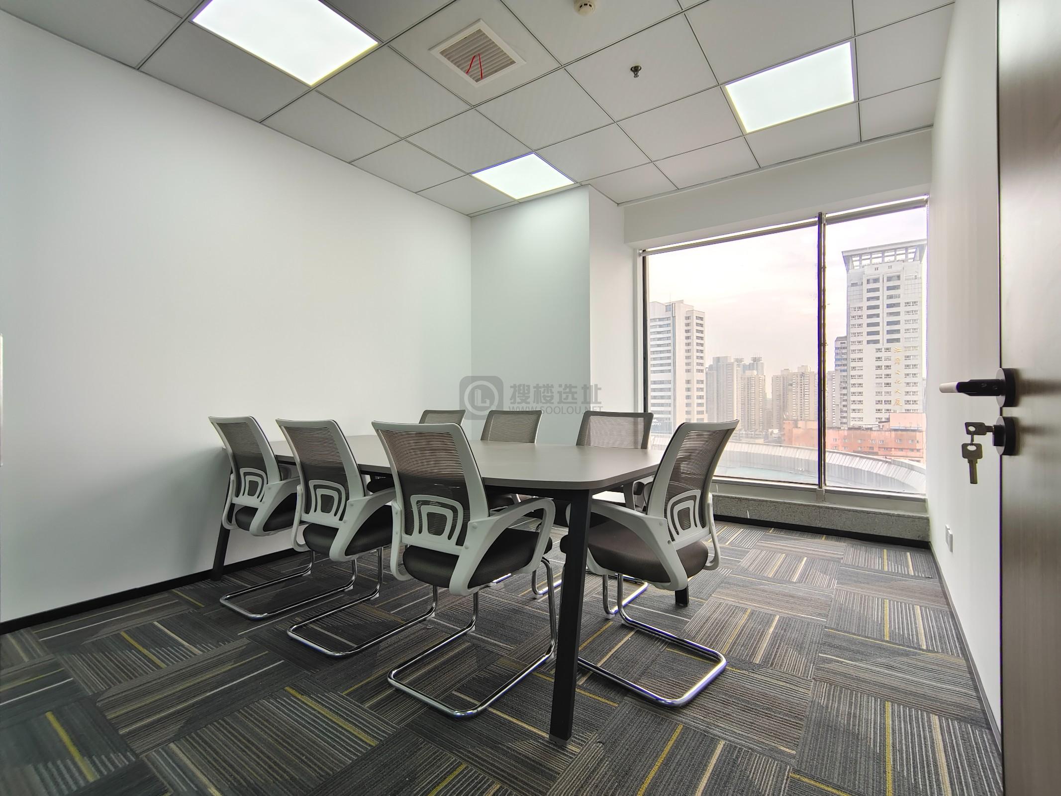 商茂世纪广场面积202平