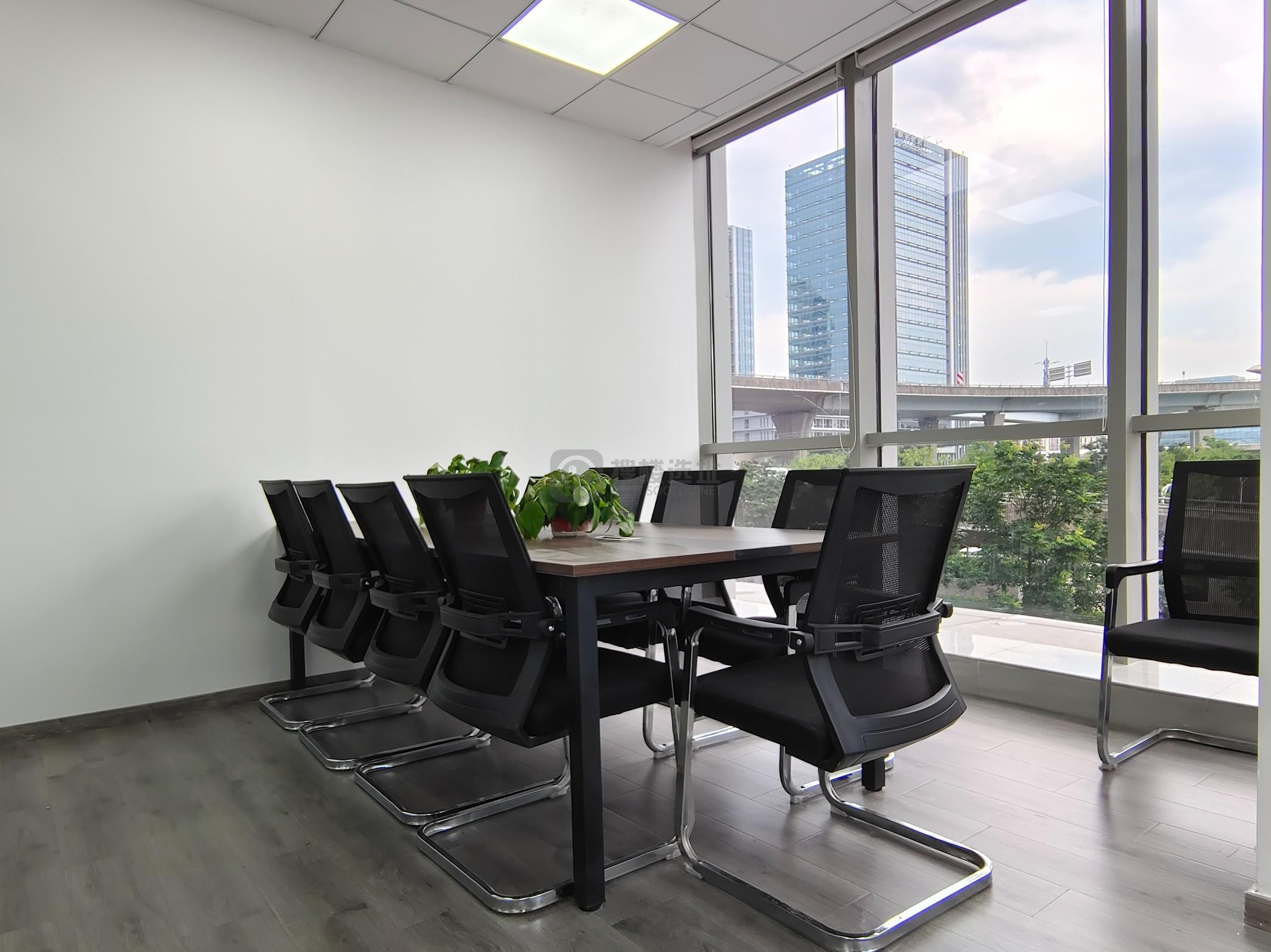 绿地之窗面积115平