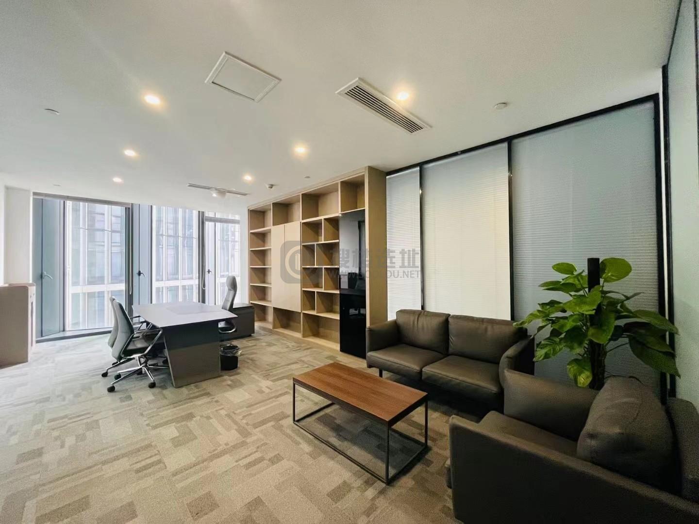 南京金融城面积1400平