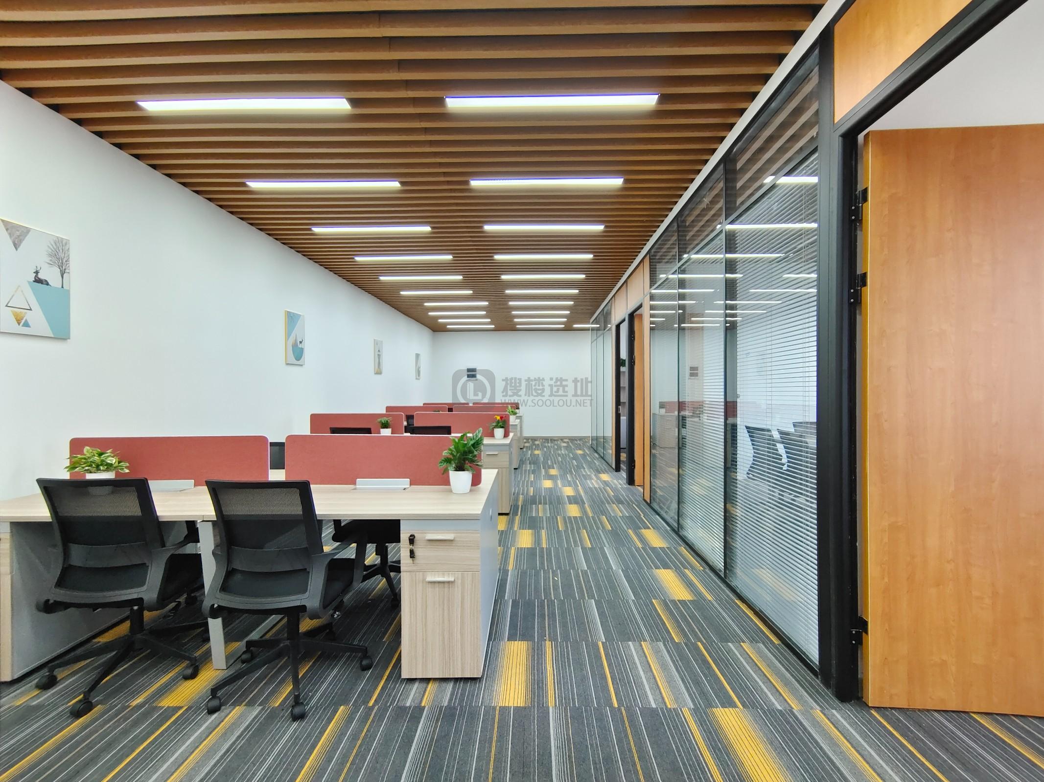 万科都荟天地面积180平