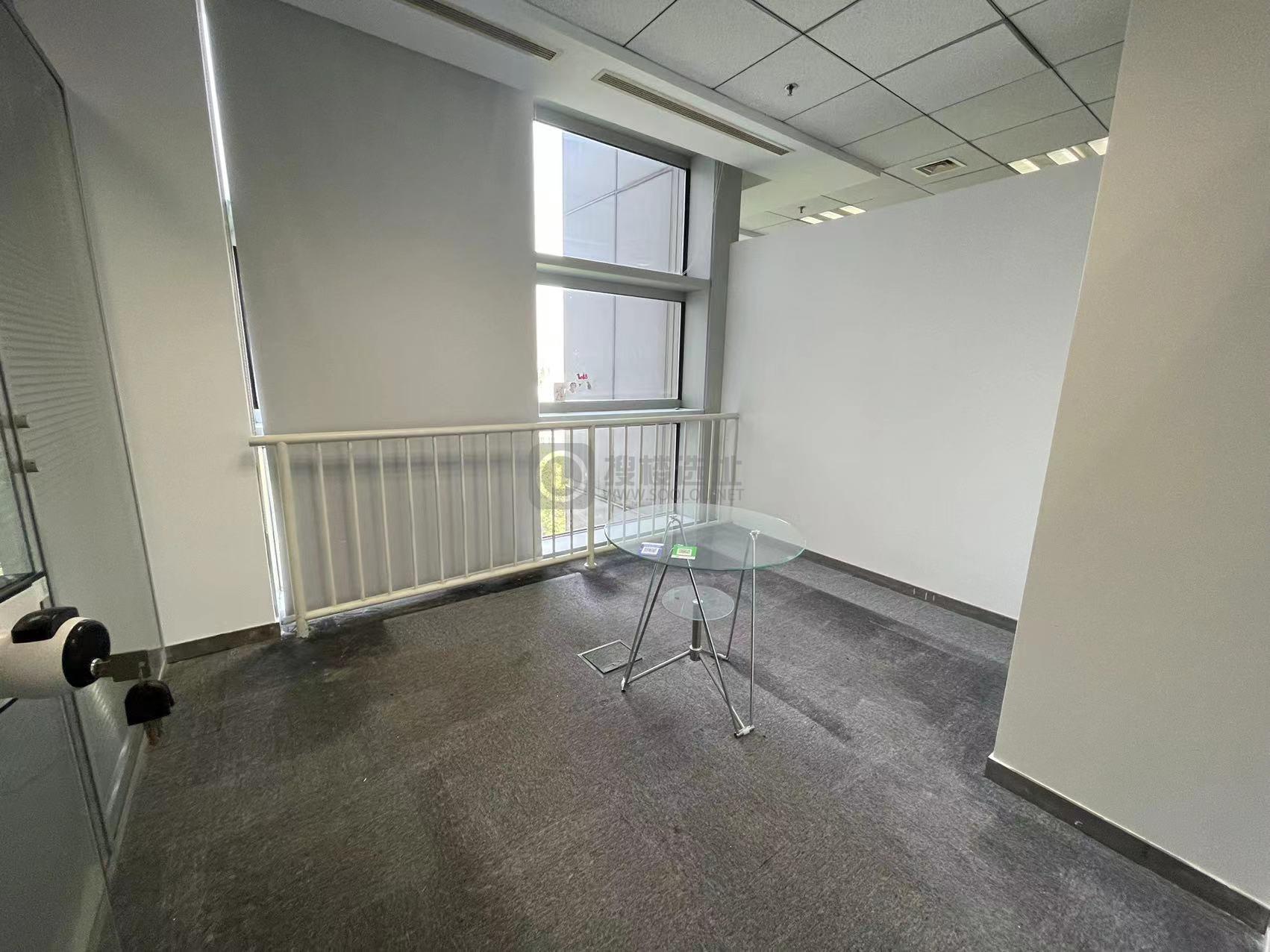 云峰大厦面积373平