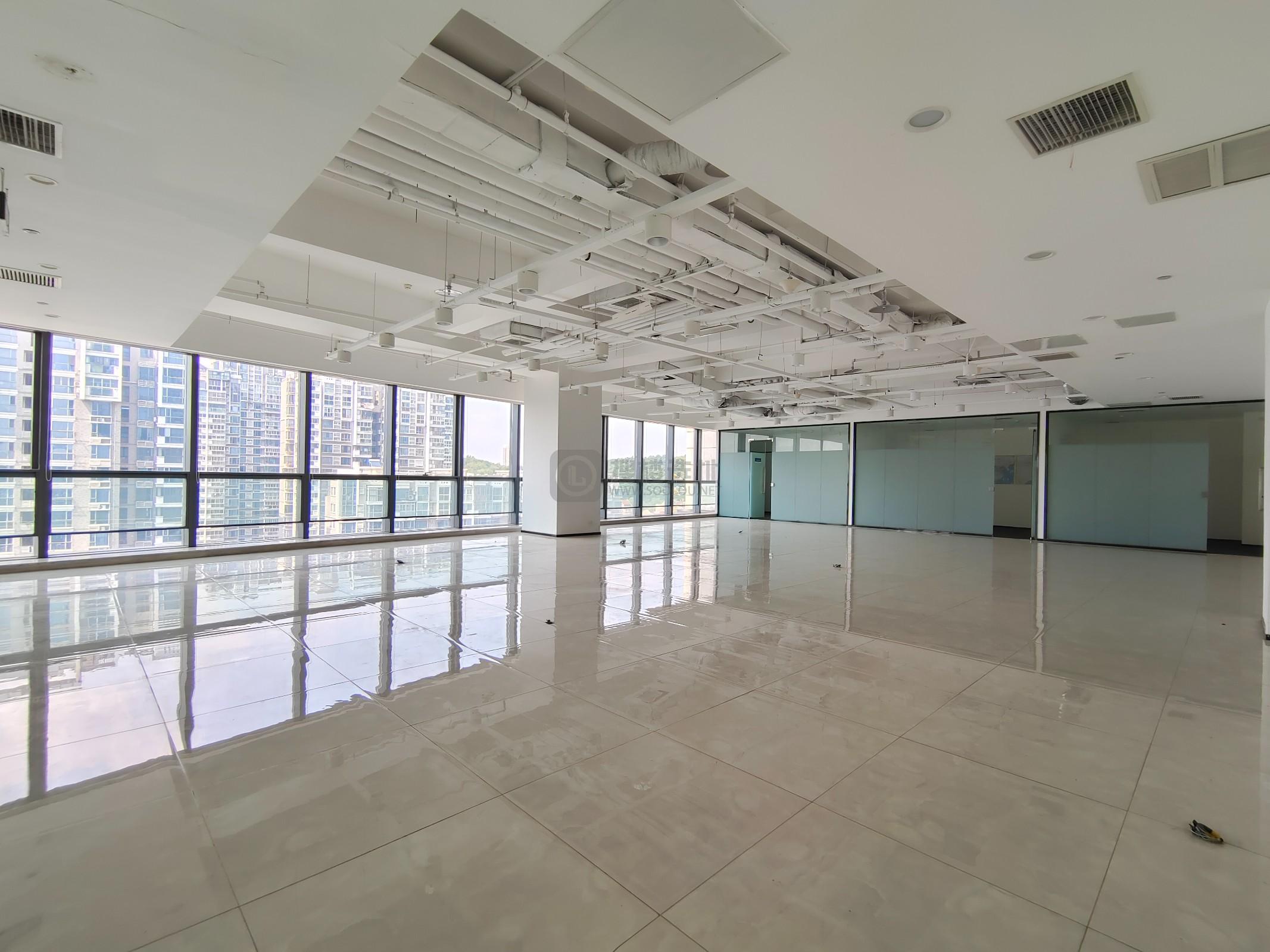 中海广场面积2000平