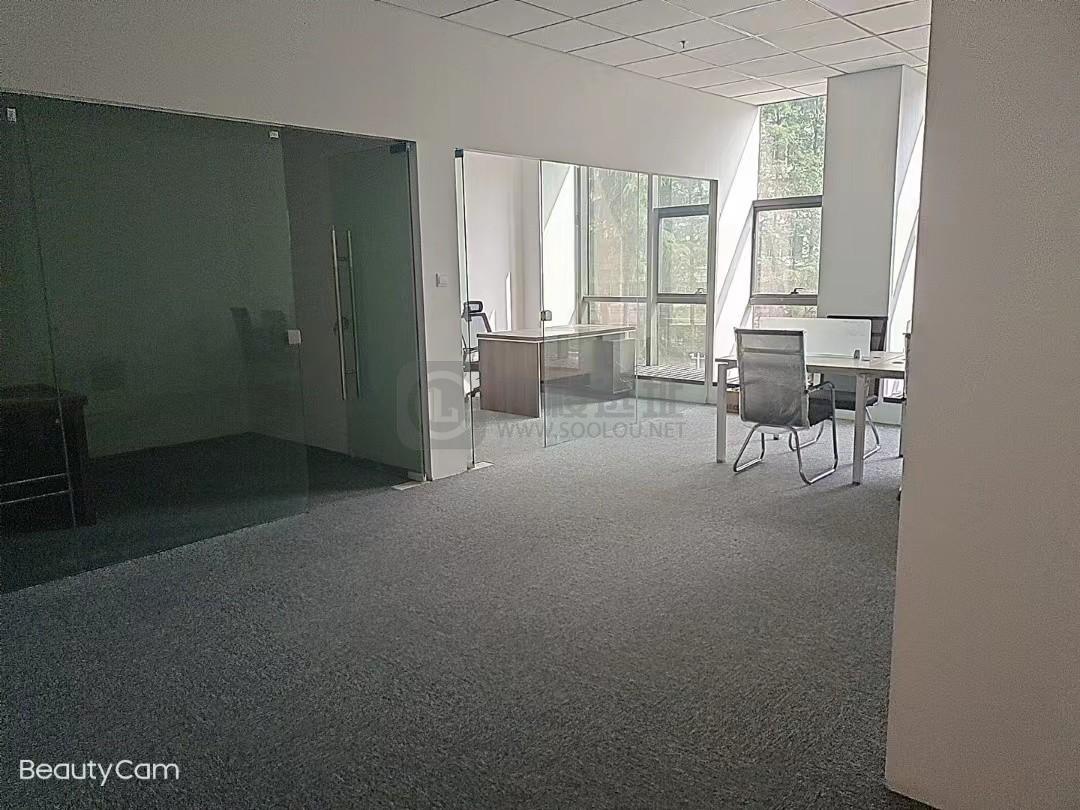 金陵科技学院面积171平