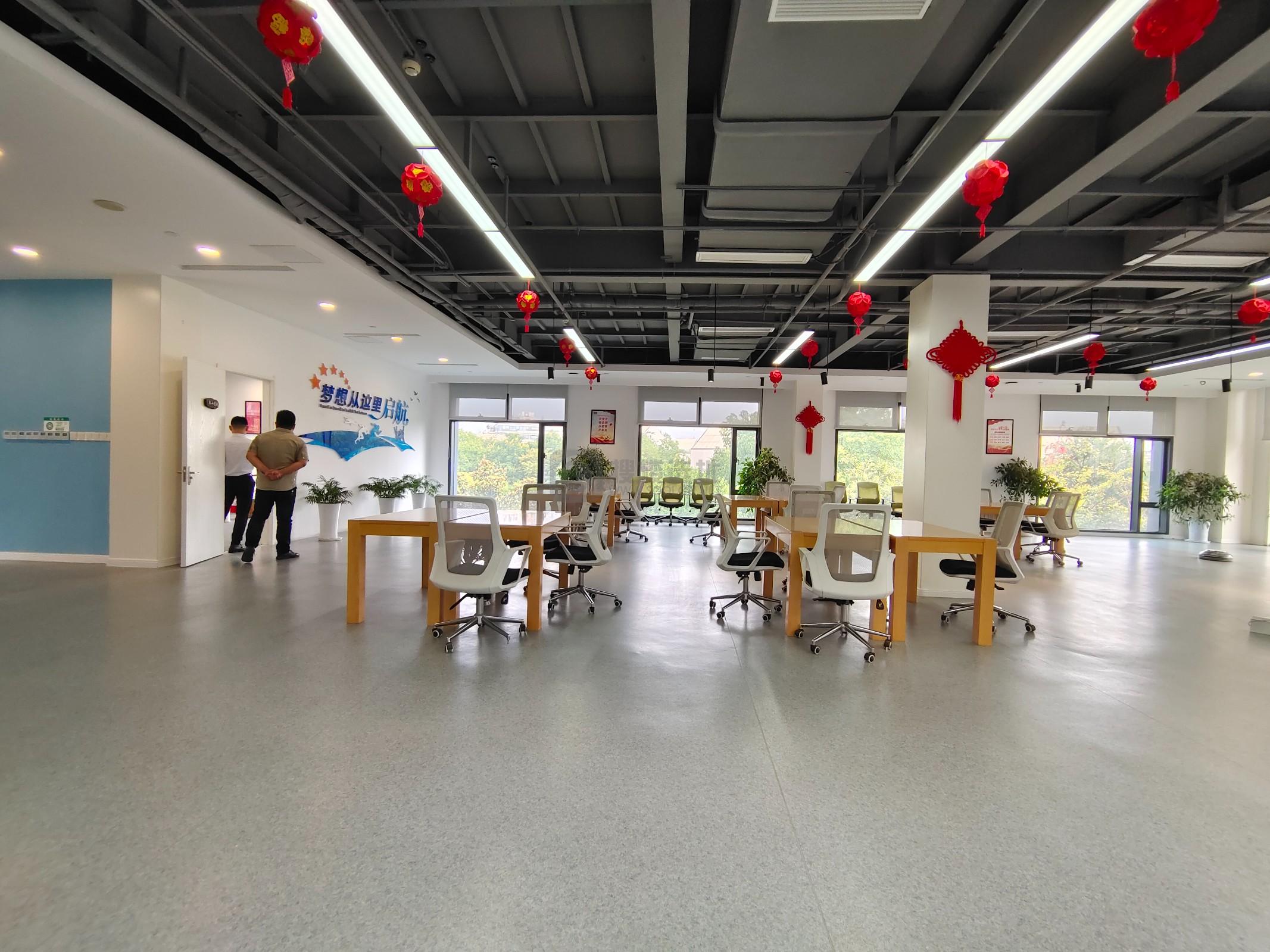 紫东国际创意园面积700平